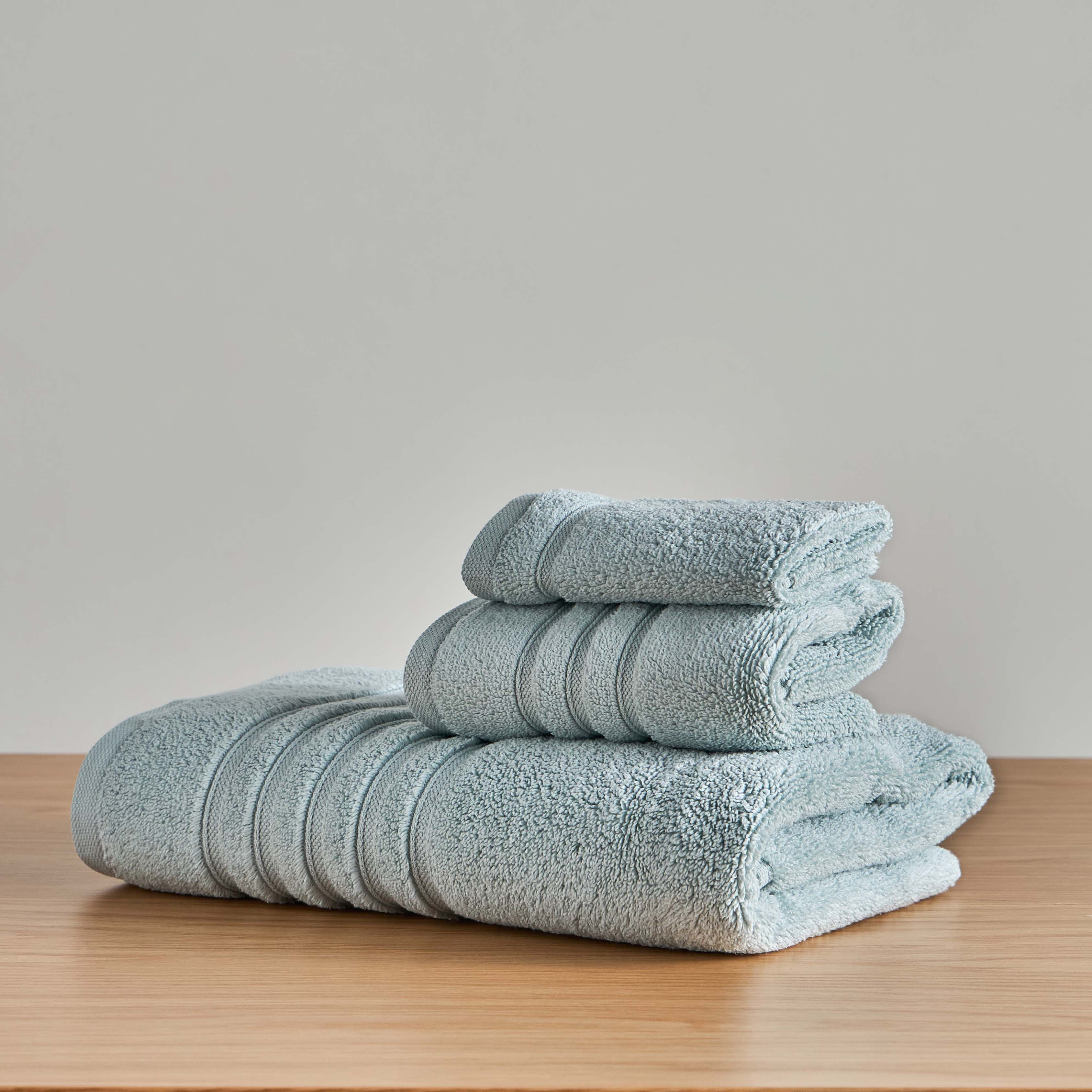Expressence 560 GSM Microcotton Bath Towel - 76x142 cm-household-bathandlaundry-bathlinen-towels-image-5