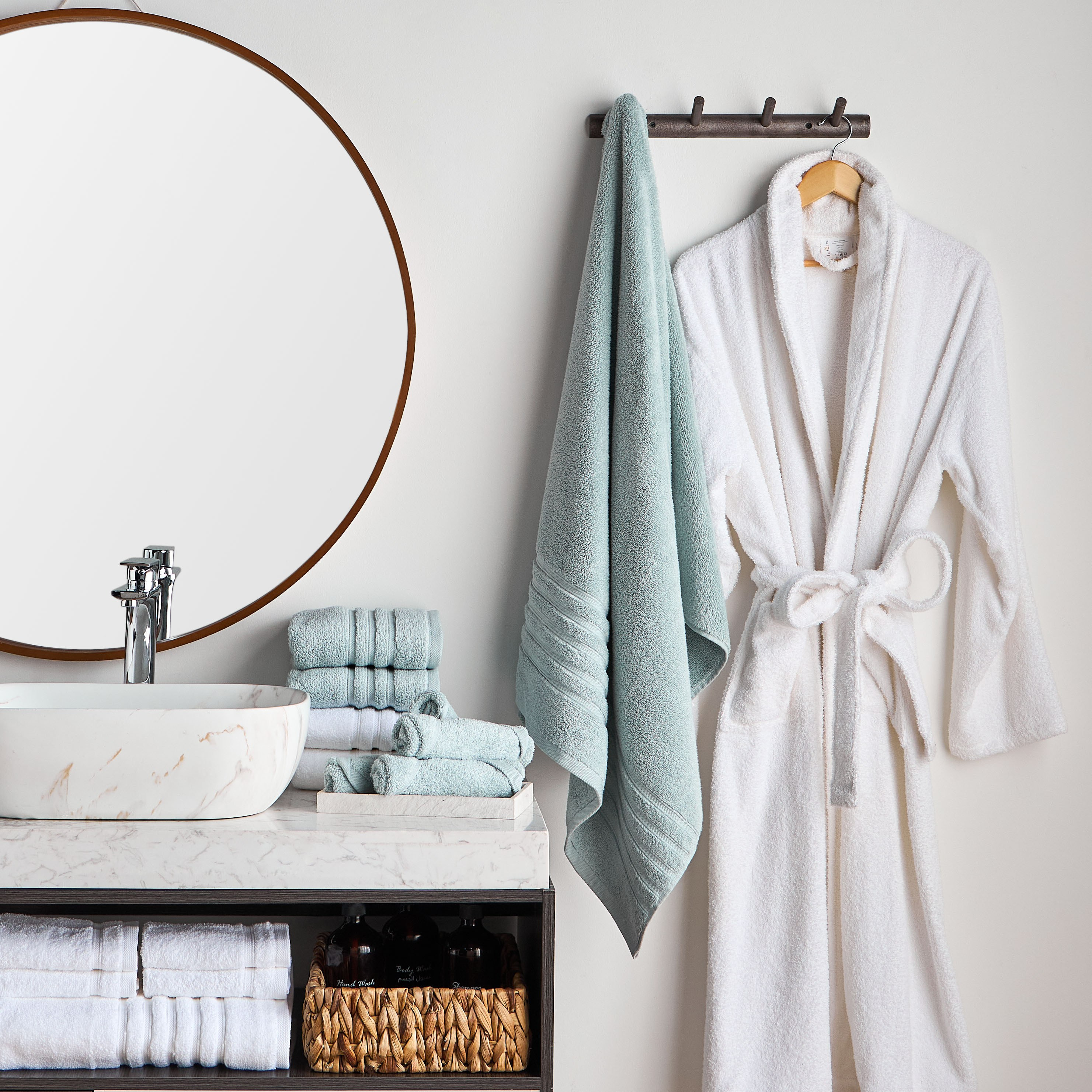 منشفة حمام قطن مايكرو بِوزن 560 جرام - إكسبرسنس - 76x142 سم-household-bathandlaundry-bathlinen-towels-image-28