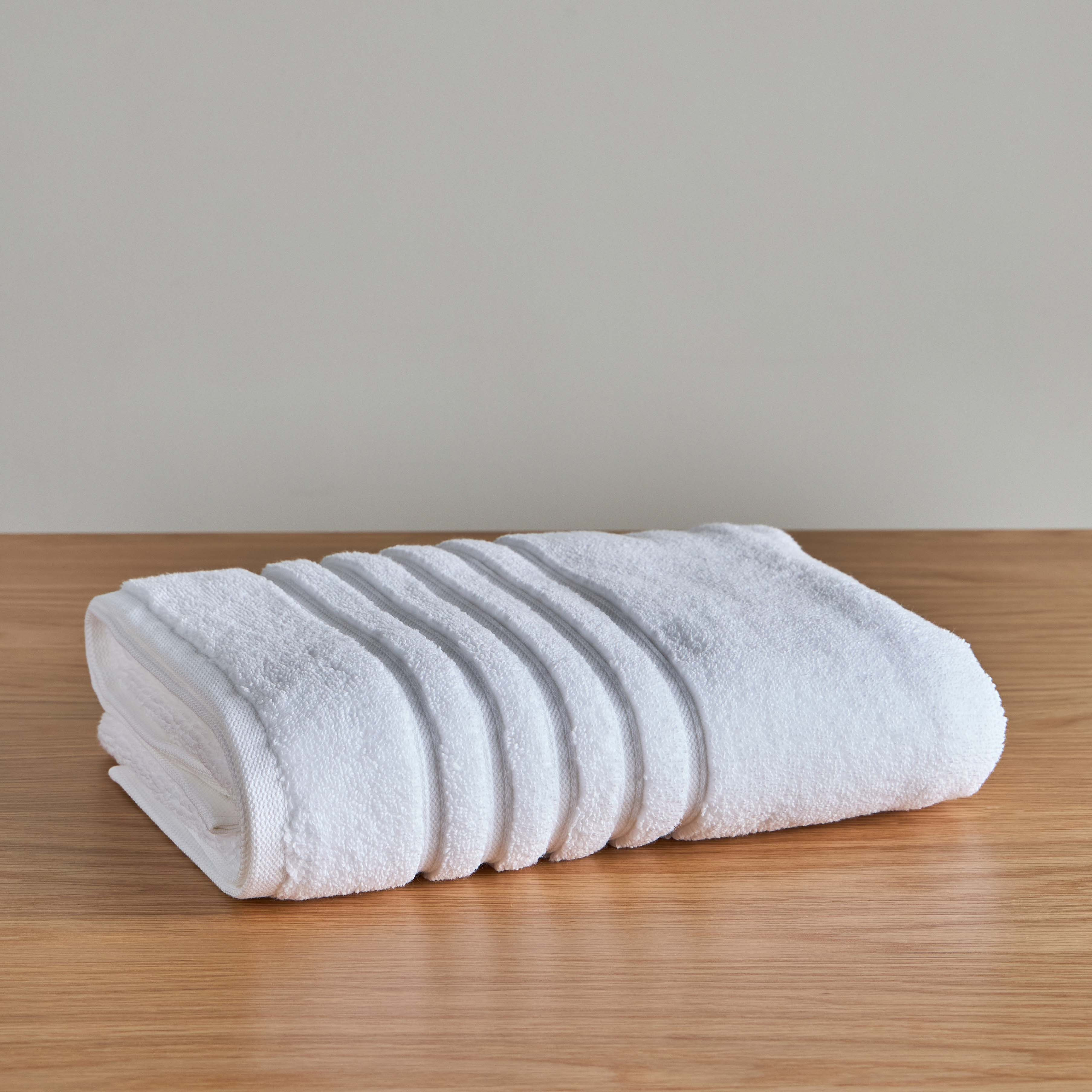 منشفة حمام قطن مايكرو بِوزن 560 جرام - إكسبرسنس - 76x142 سم-household-bathandlaundry-bathlinen-towels-image-29