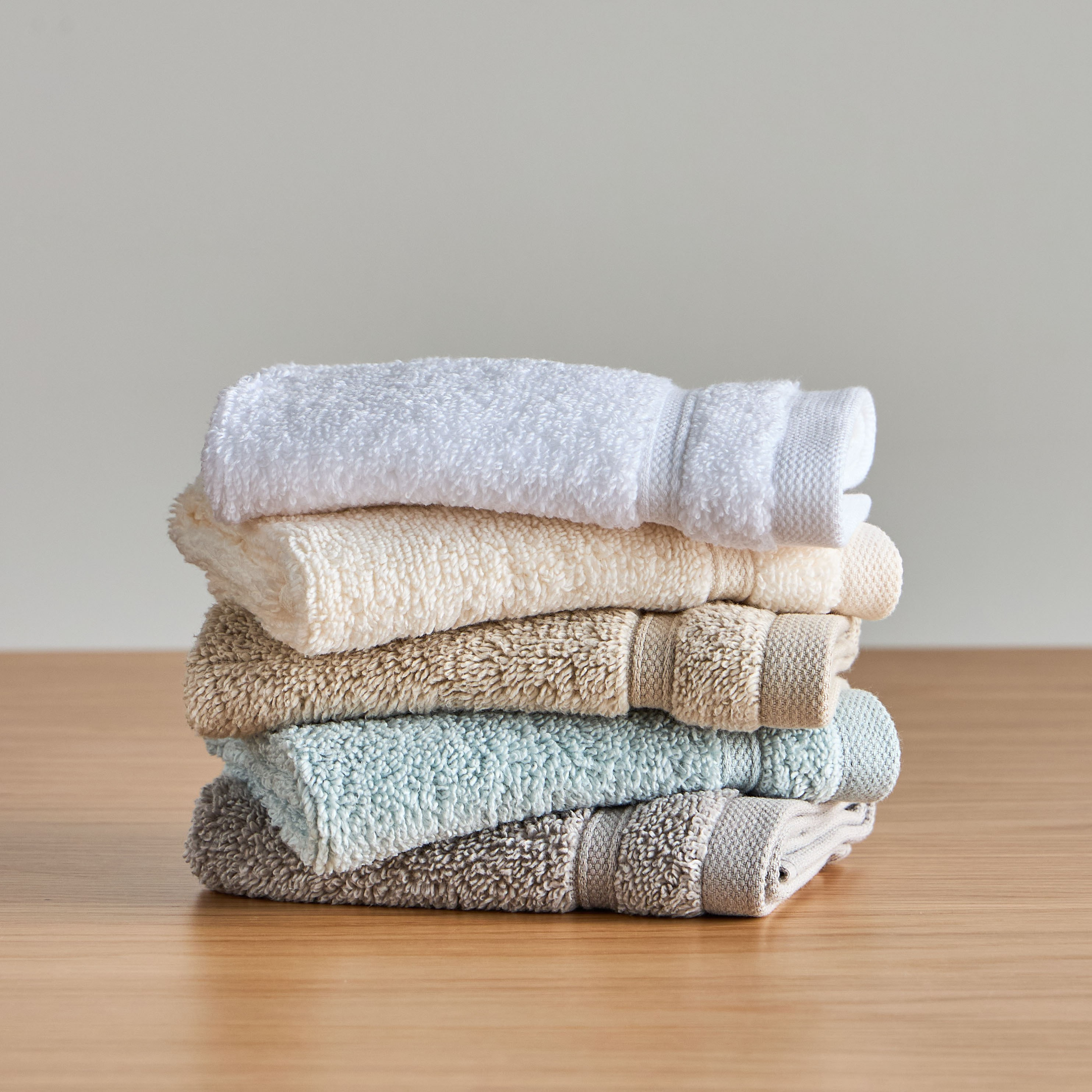 مجموعة مناشف صغيرة قطن 4 قطع بوزن 560 جرام - إكسبريسنس - 33x33 سم-household-bathandlaundry-bathlinen-towels-image-11