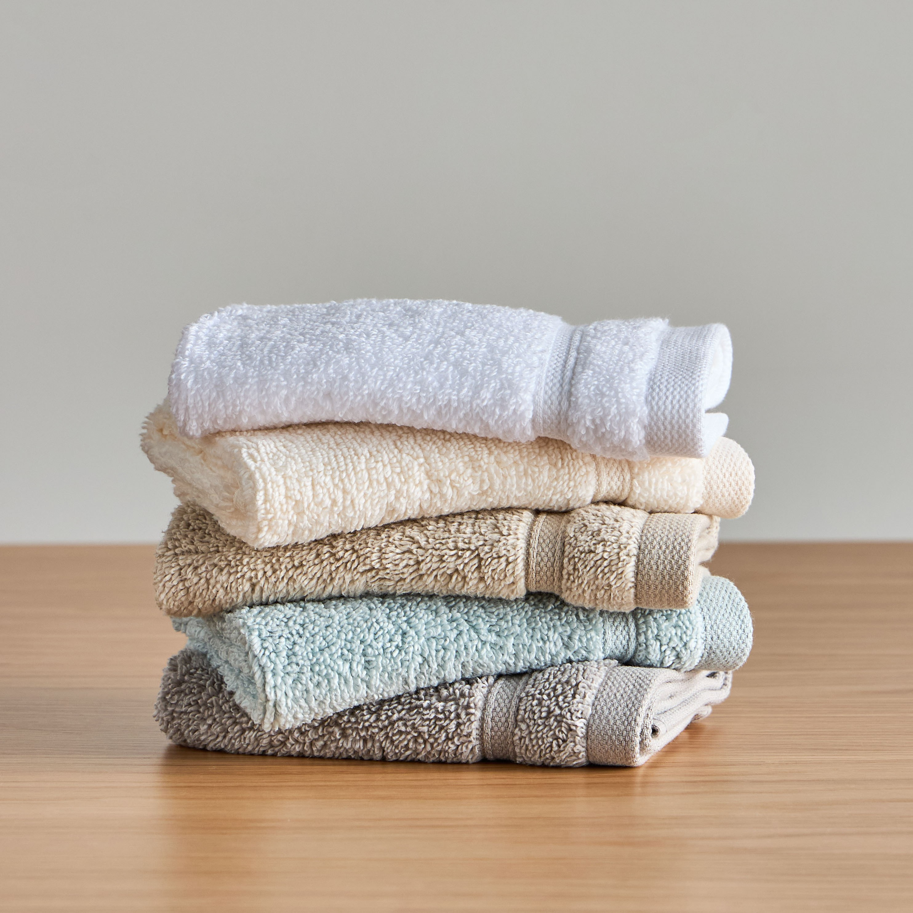 Expressence 4-Piece 560 GSM Cotton Fingertip Towel Set - 33x33 cm-household-bathandlaundry-bathlinen-towels-image-5