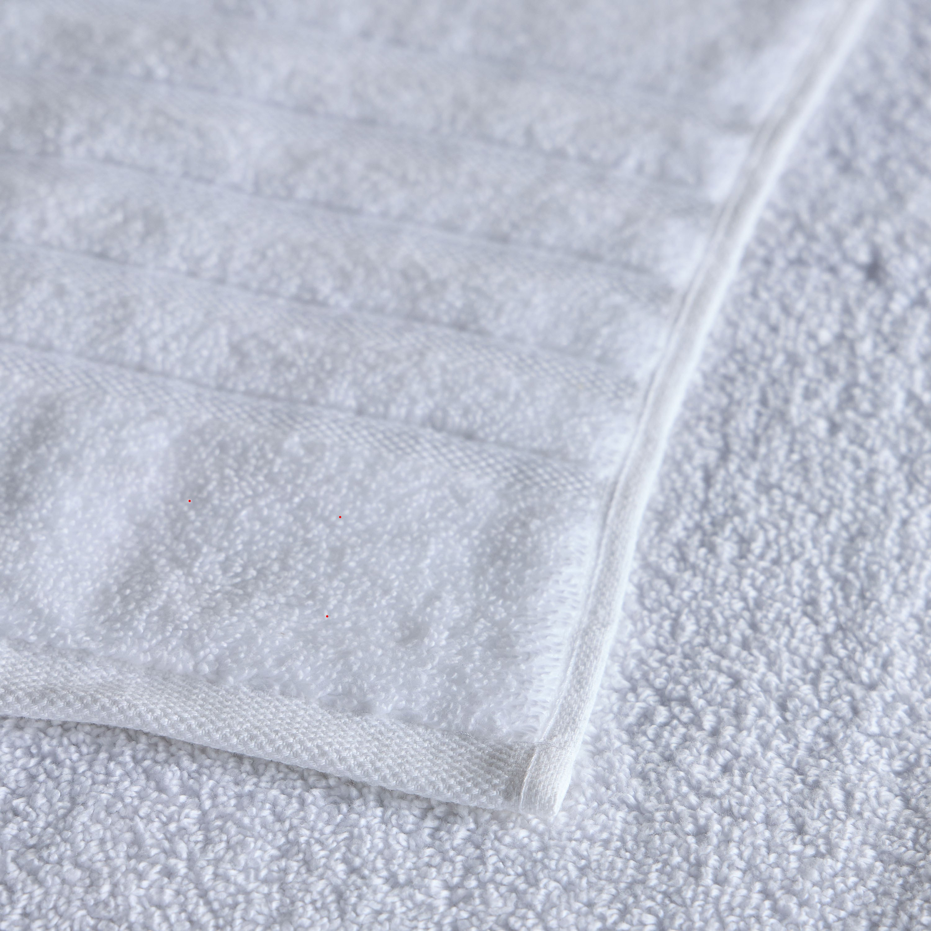 مجموعة مناشف يد قطن مايكرو قطعتين بوزن 560 جرام - إكسبريسنس - 41x76 سم-household-bathandlaundry-bathlinen-towels-image-26