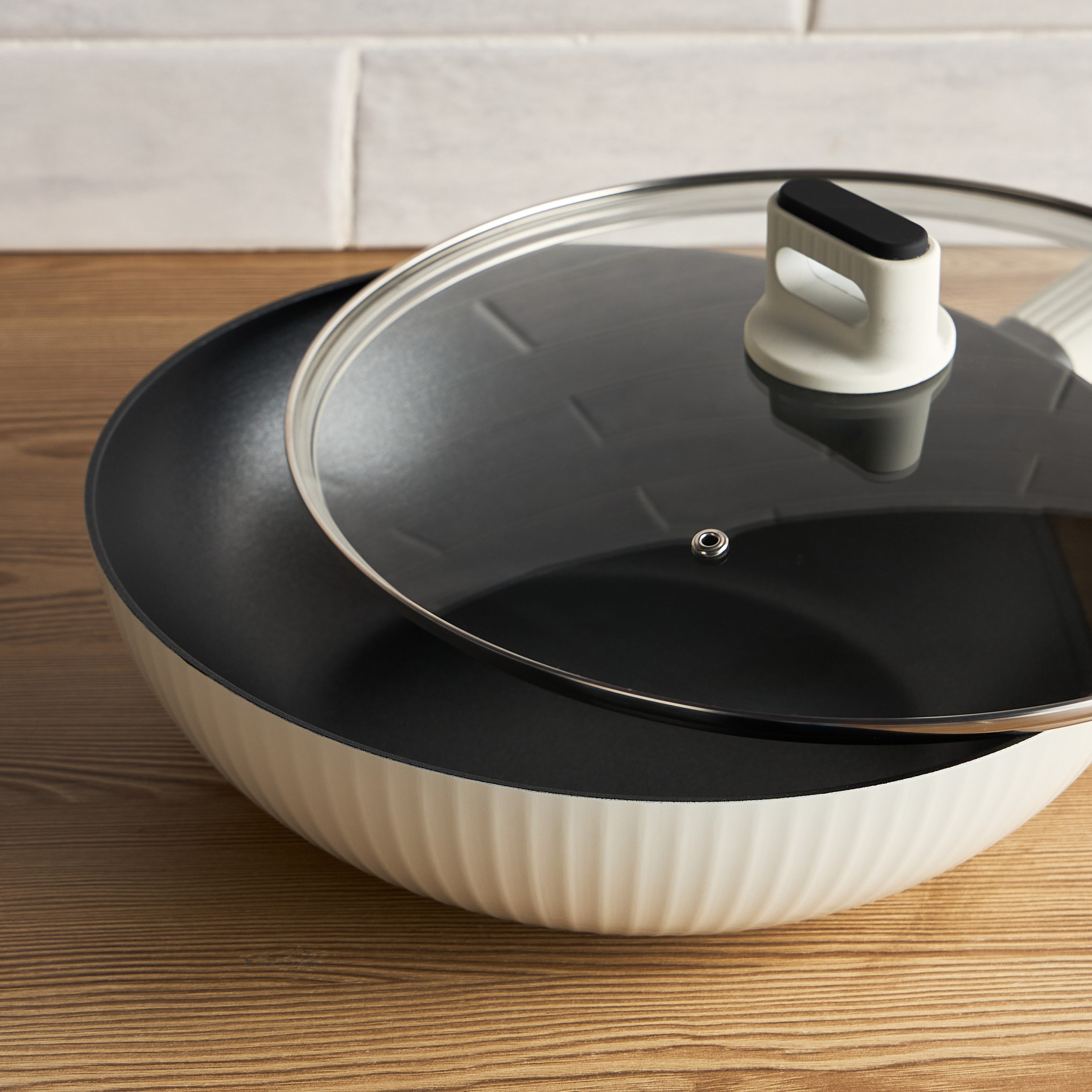 Fazzo Forged Aluminium Wok - 30 cm-household-kitchen-cookware-potsandpans-image-2