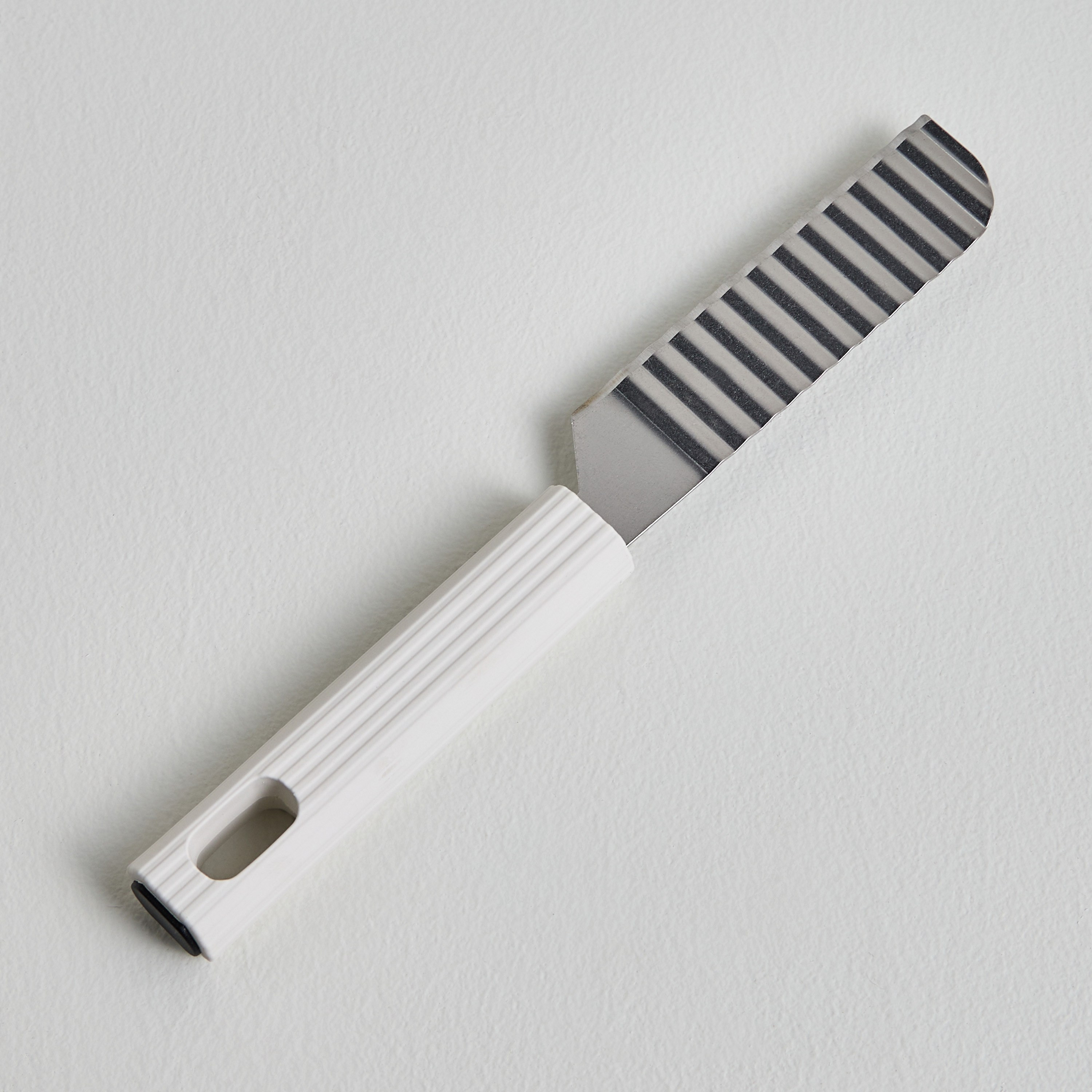 Fazzo Crinkle Cutter-household-kitchen-kitchentoolsandutensils-cookingutensils-image-1