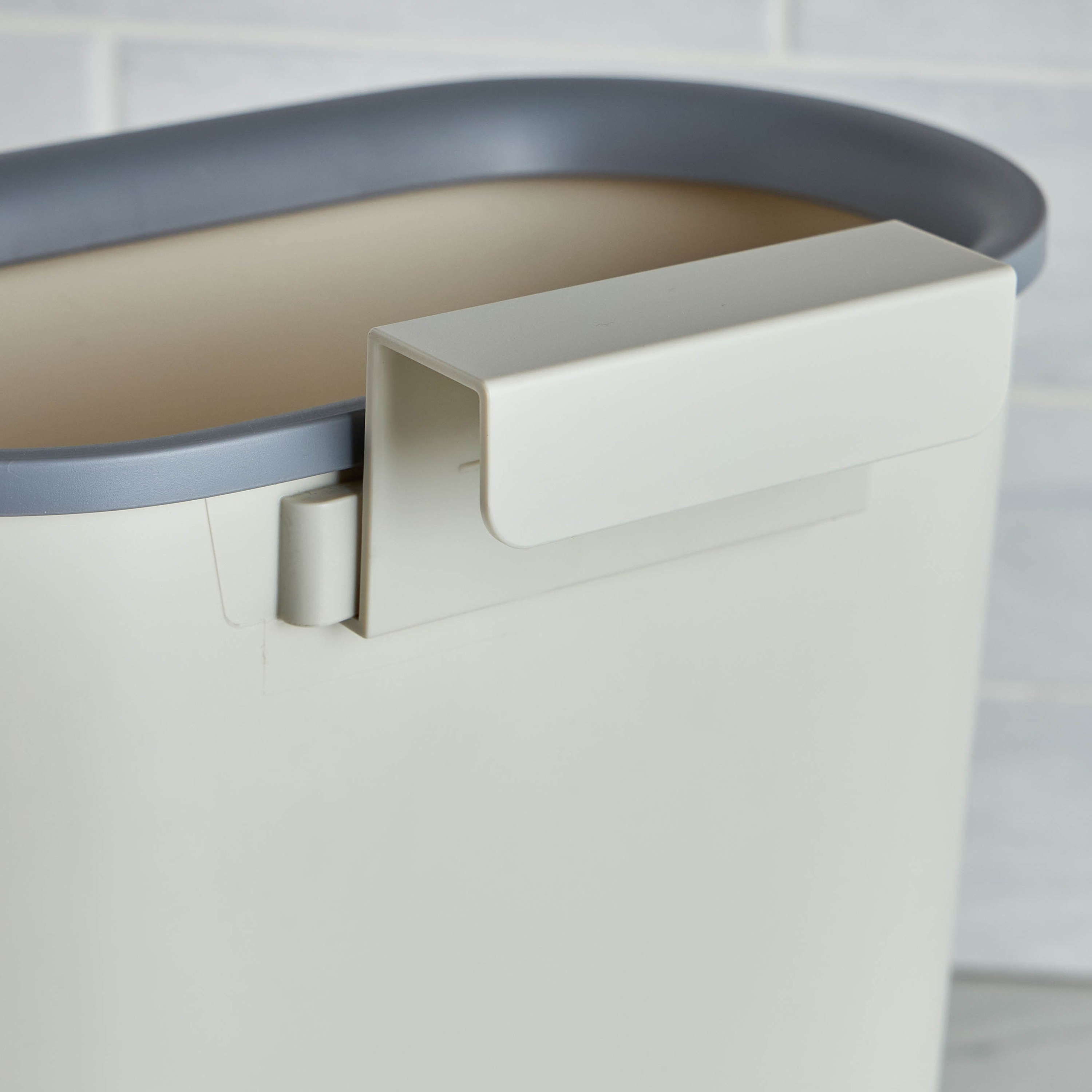 Celene Waste Bin-household-kitchen-kitchenorganising-countertoporganising-image-3