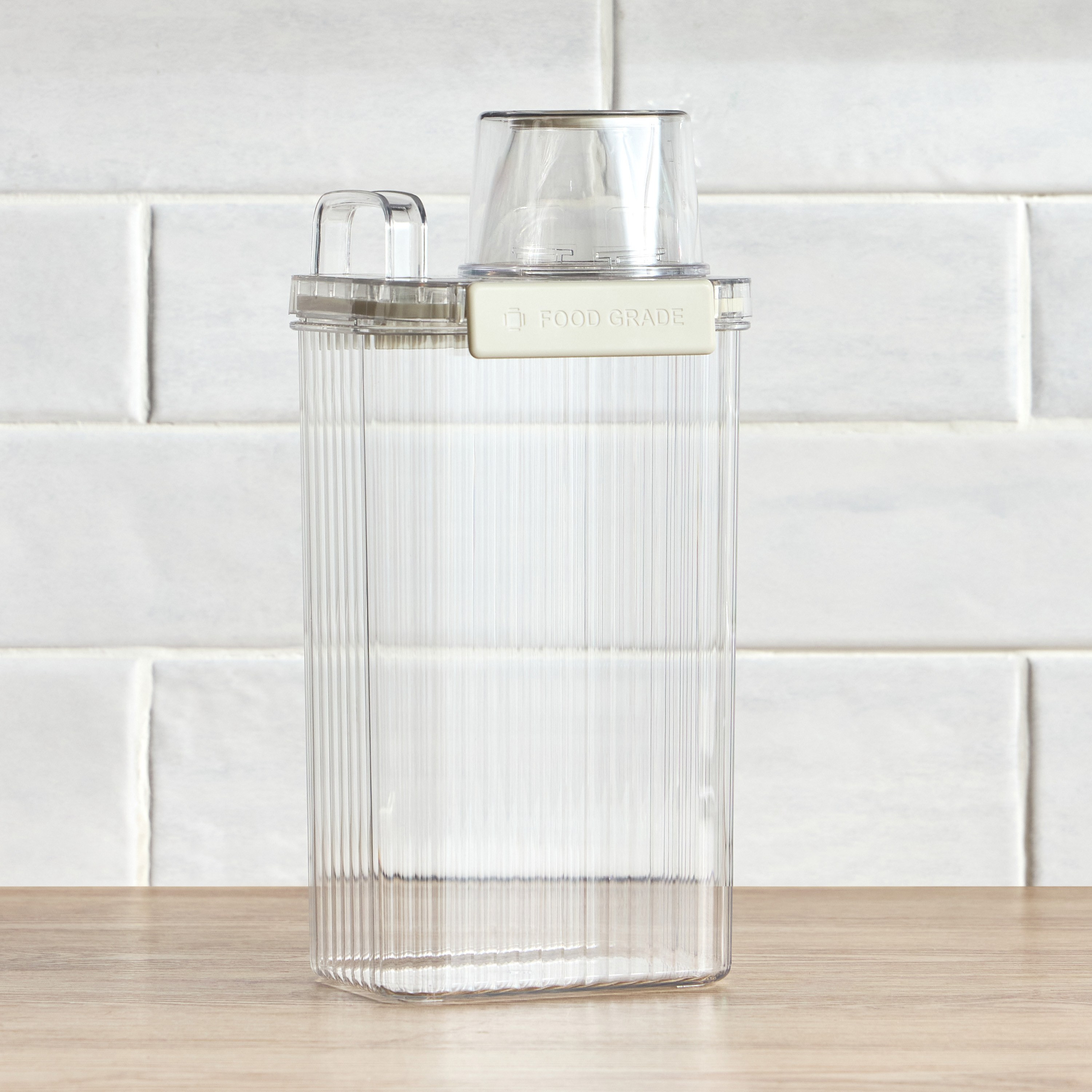 Fazzo Canister - 1.8 L-household-kitchen-foodstorage-containers-image-1