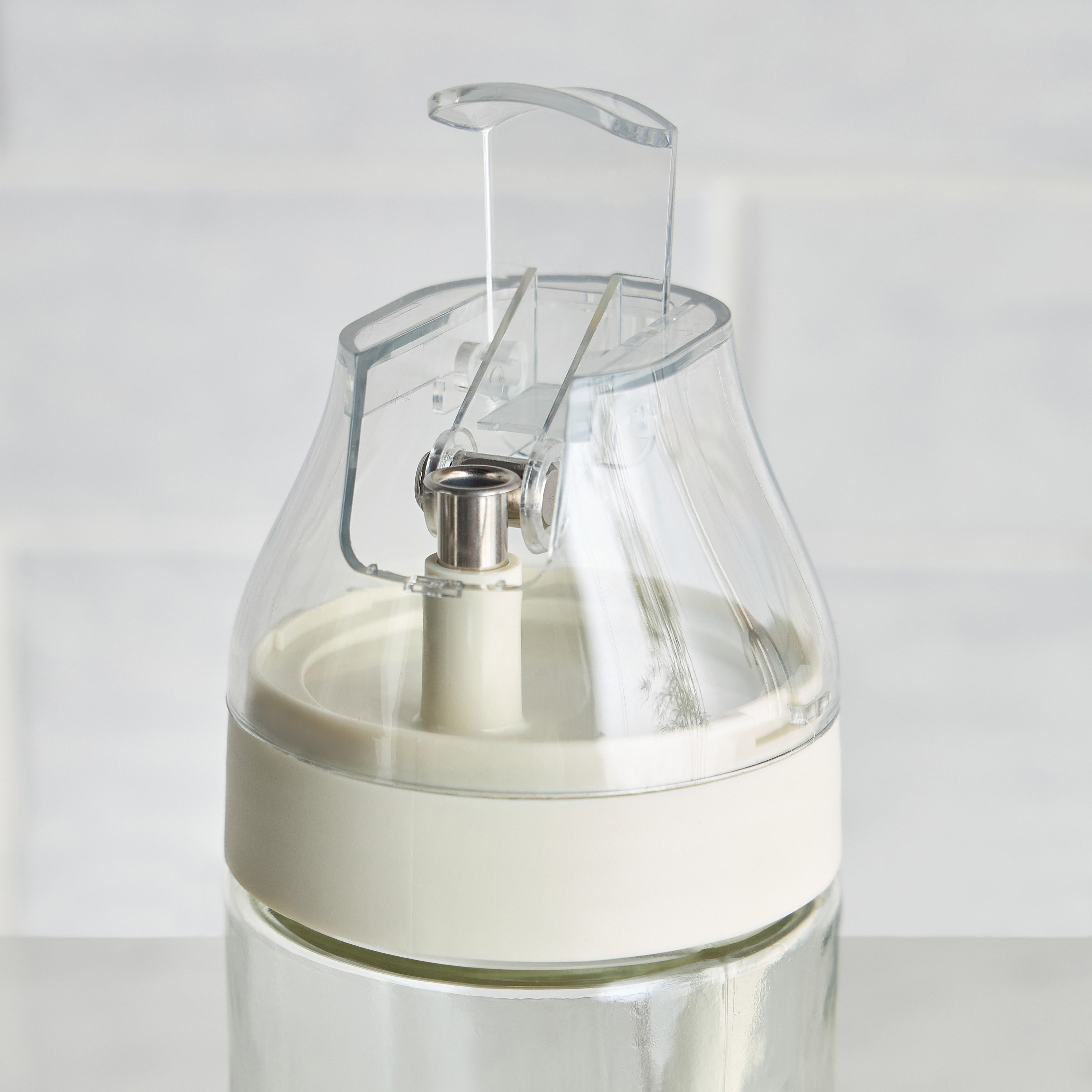 Luke Oil Dispenser - 550 ml-household-kitchen-foodstorage-oilandvinegar-image-2