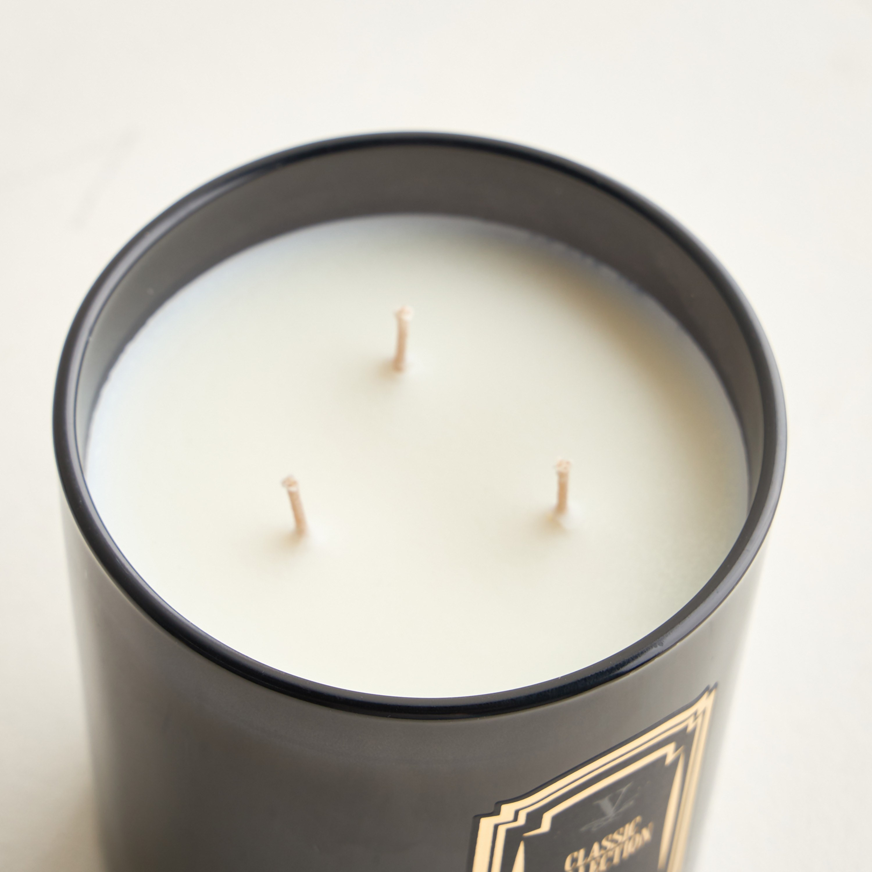 جرة شمعة معطرة برائحة خشب الأرز - فيلا هيرمانوس - 70 ساعة-household-homefragrance-candles-image-3