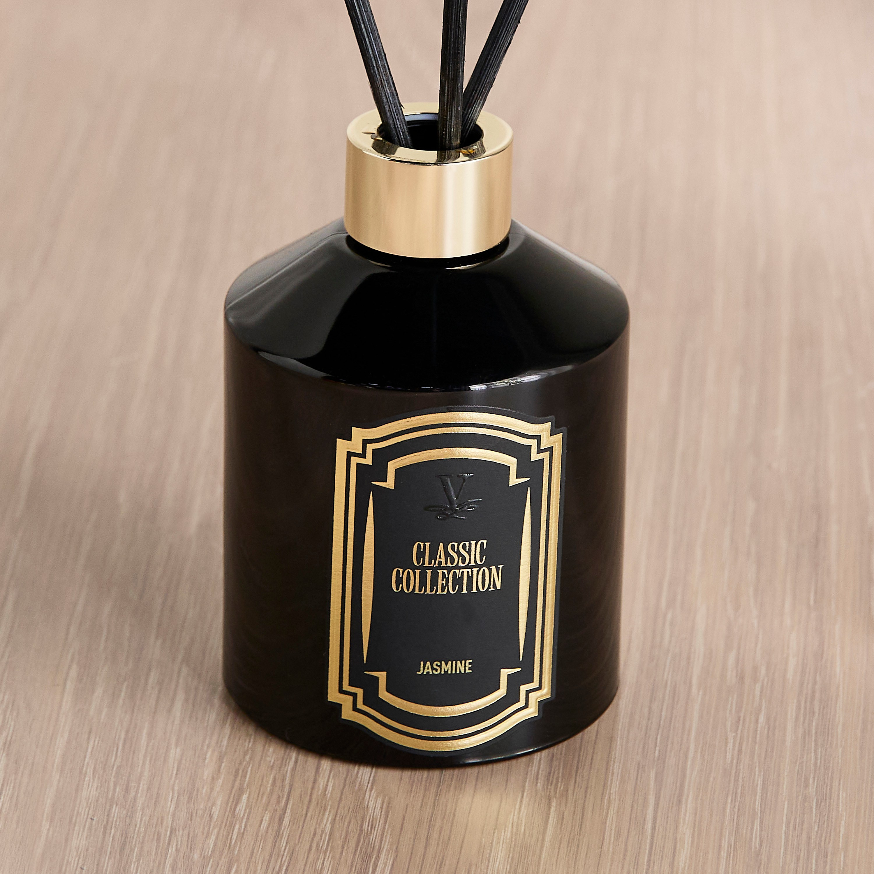 موزع عطور بالأعواد برائحة الياسمين إل إكس فيلا كلاسيك - فيلا هيرمانوس - 250 مل-household-homefragrance-reeddiffusers-image-3