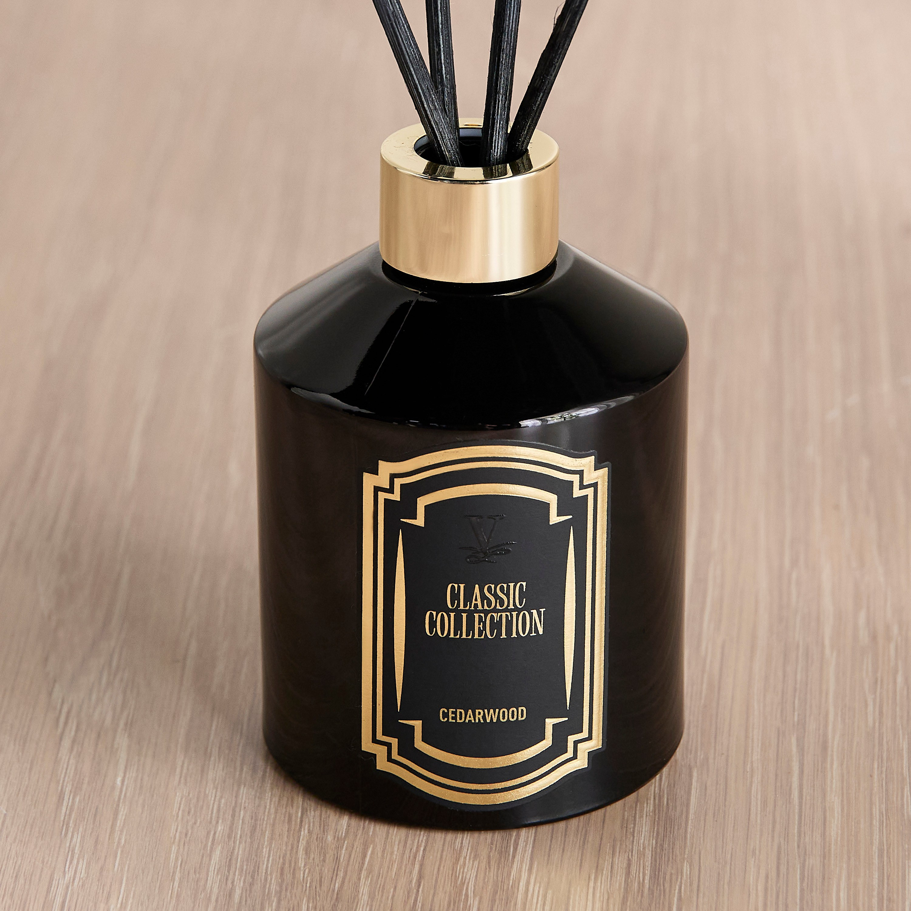Vila Hermanos Classic Cedarwood Reed Diffuser - 250 ml-household-homefragrance-reeddiffusers-image-3