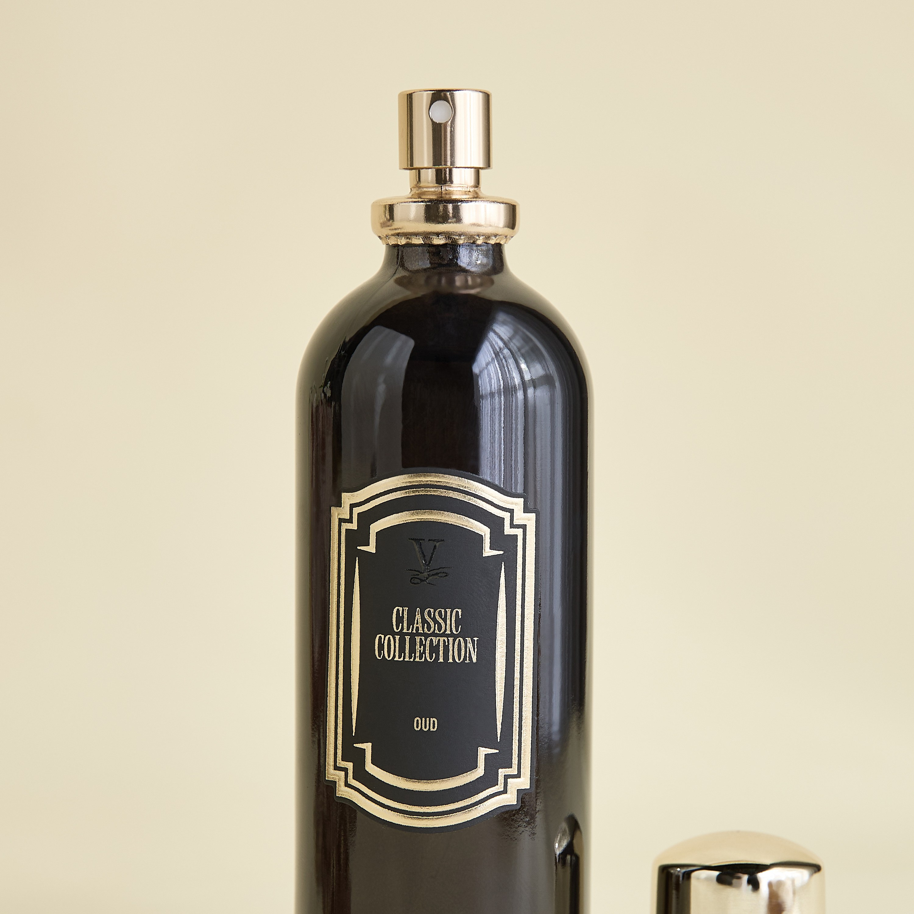 بخاخ معطر للغرف كلاسيك عود - فيلا هيرمانوس - 100 مل-household-homefragrance-homesprays-image-3