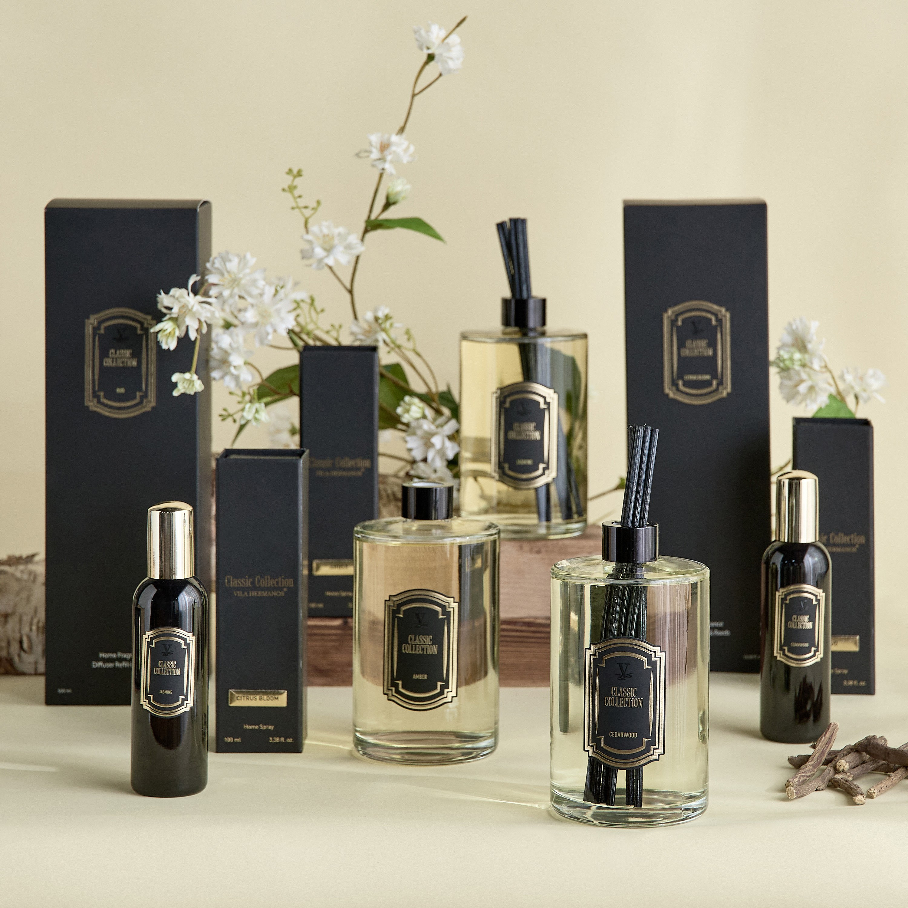 معطر غرف كلاسيك سيداروود - فيلا هيرمانوس - 100 مل-household-homefragrance-homesprays-image-4