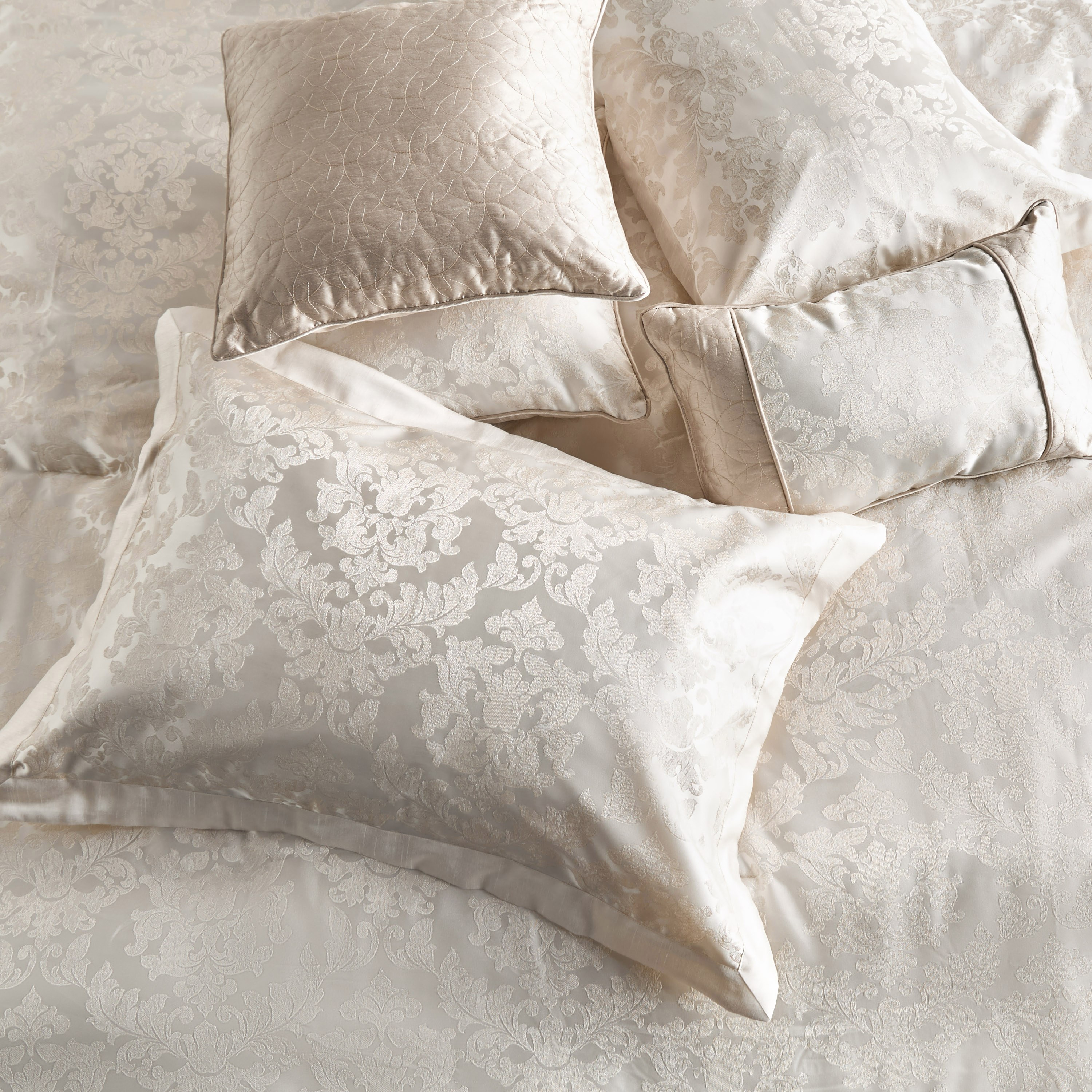 Carl Jacquard 6-Piece Super King Comforter Set - 240x260 cm-household-bedding-comfortersandbedspreads-comforters-image-3