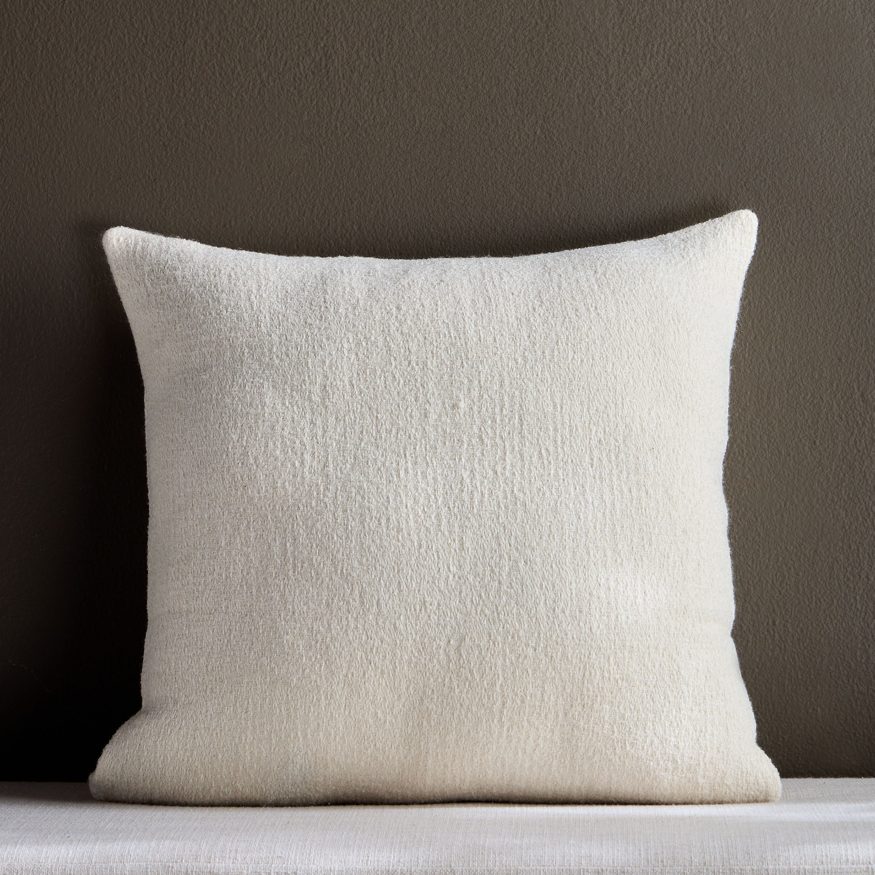 غطاء وسادة بارز الملمس - زاريا - 50x50 سم-household-cushionsandthrows-cushioncovers-image-1