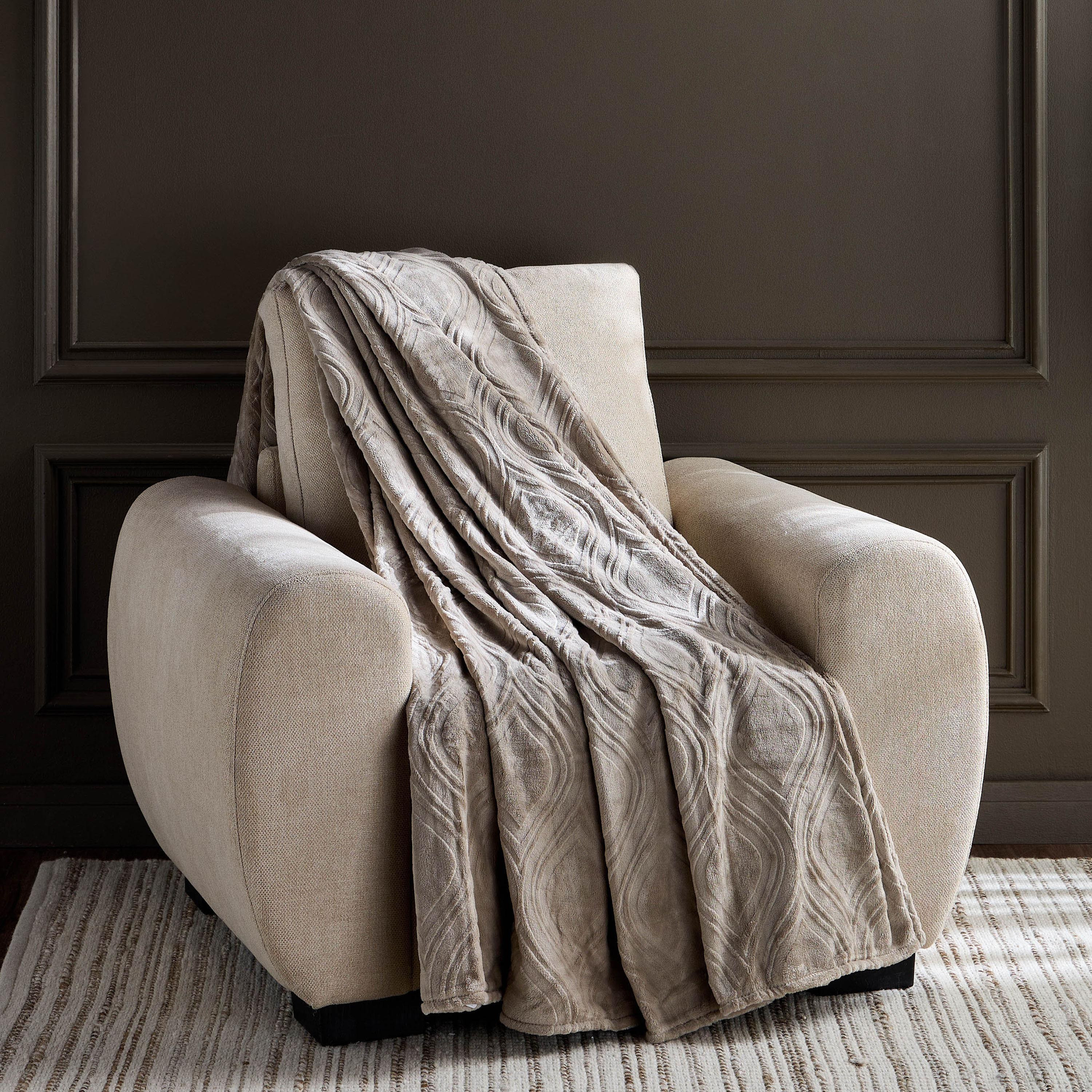Anne Flannel Queen Blanket - 200x240 cm-household-cushionsandthrows-throwsandblankets-blankets-image-1