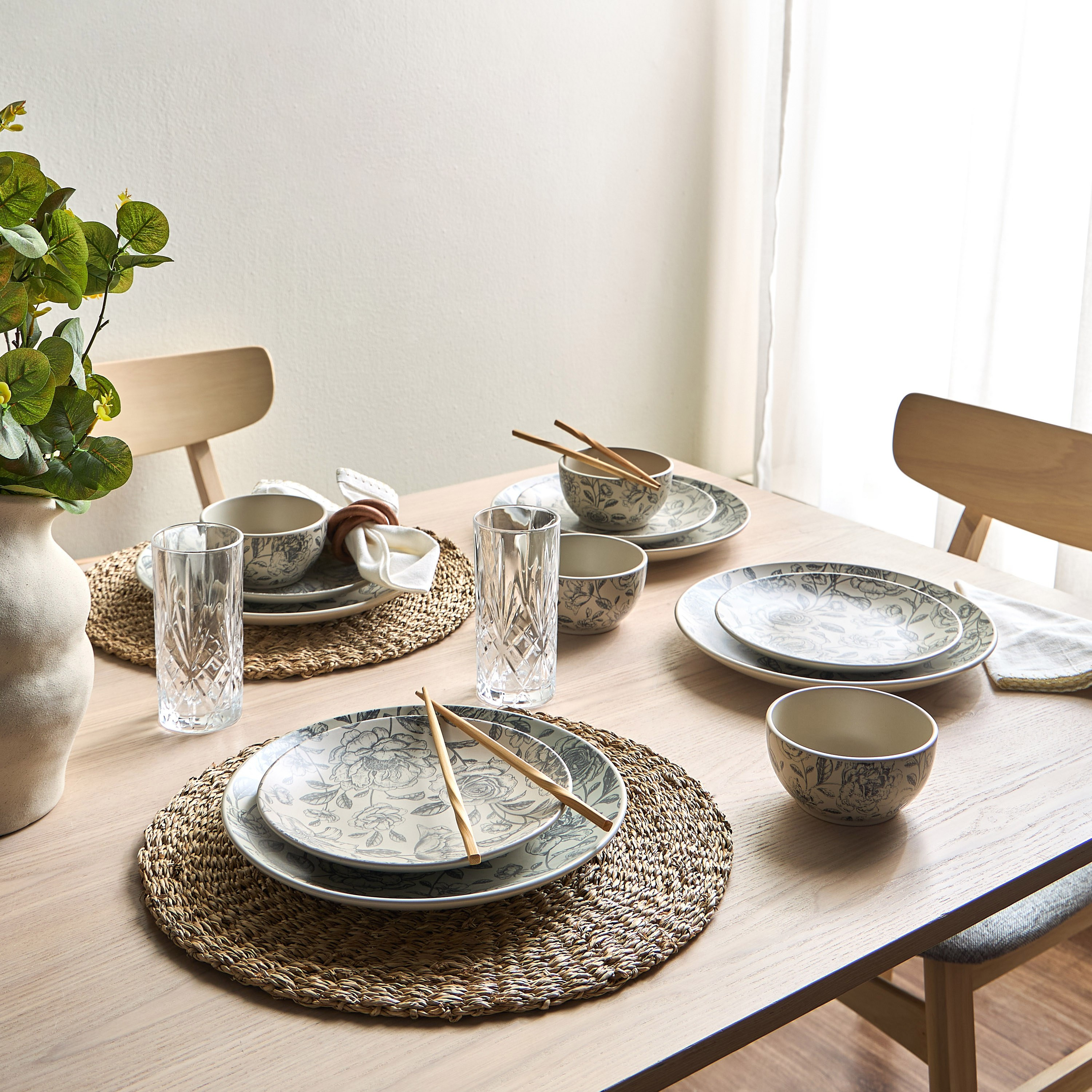 Feuille 12-Piece Stoneware Dinner Set - Serves 4-household-dining-dinnerware-dinnersets-image-4