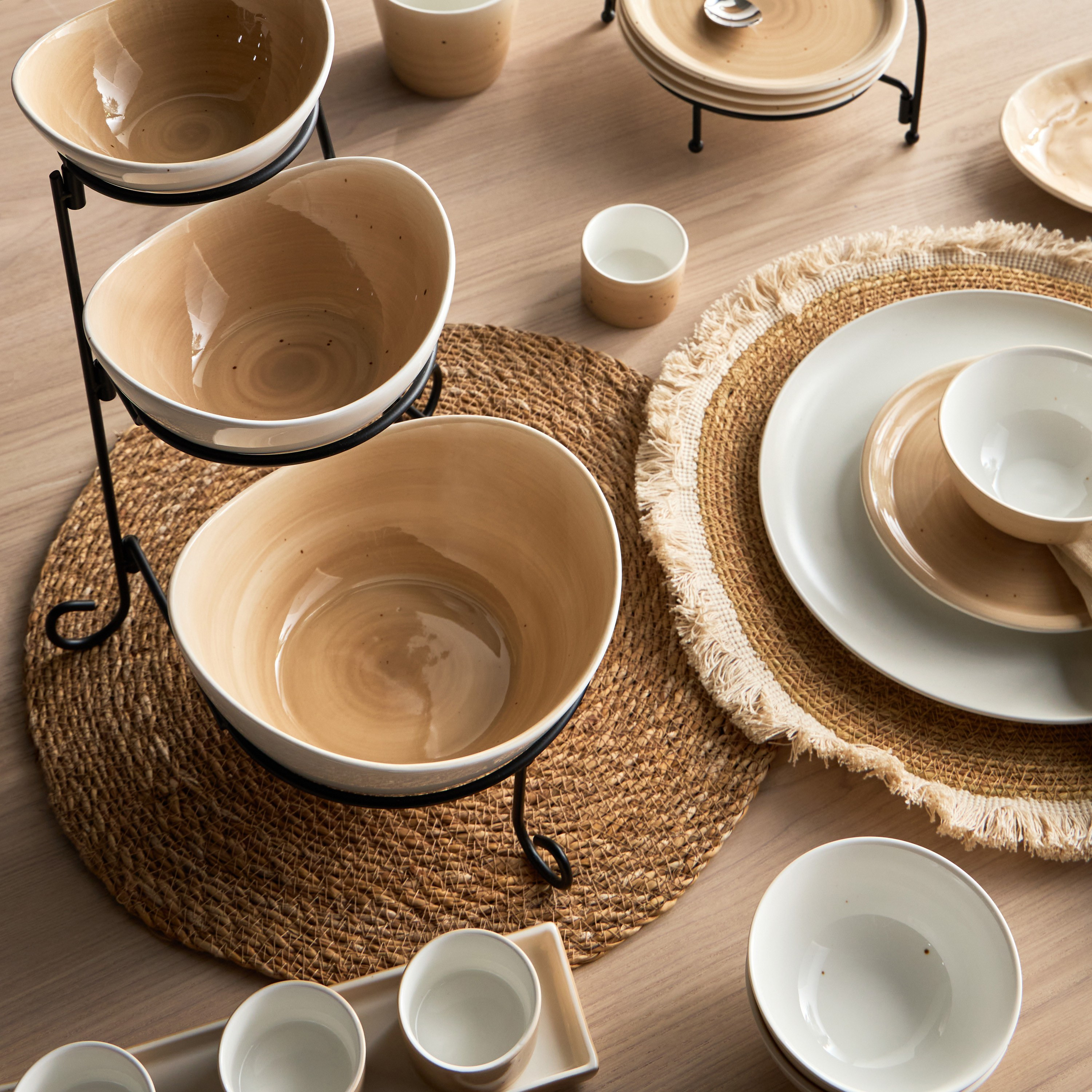 Tamara 3-Piece Porcelain Serving Bowl Set with Metal Stand-household-dining-serveware-servingplatters-image-4