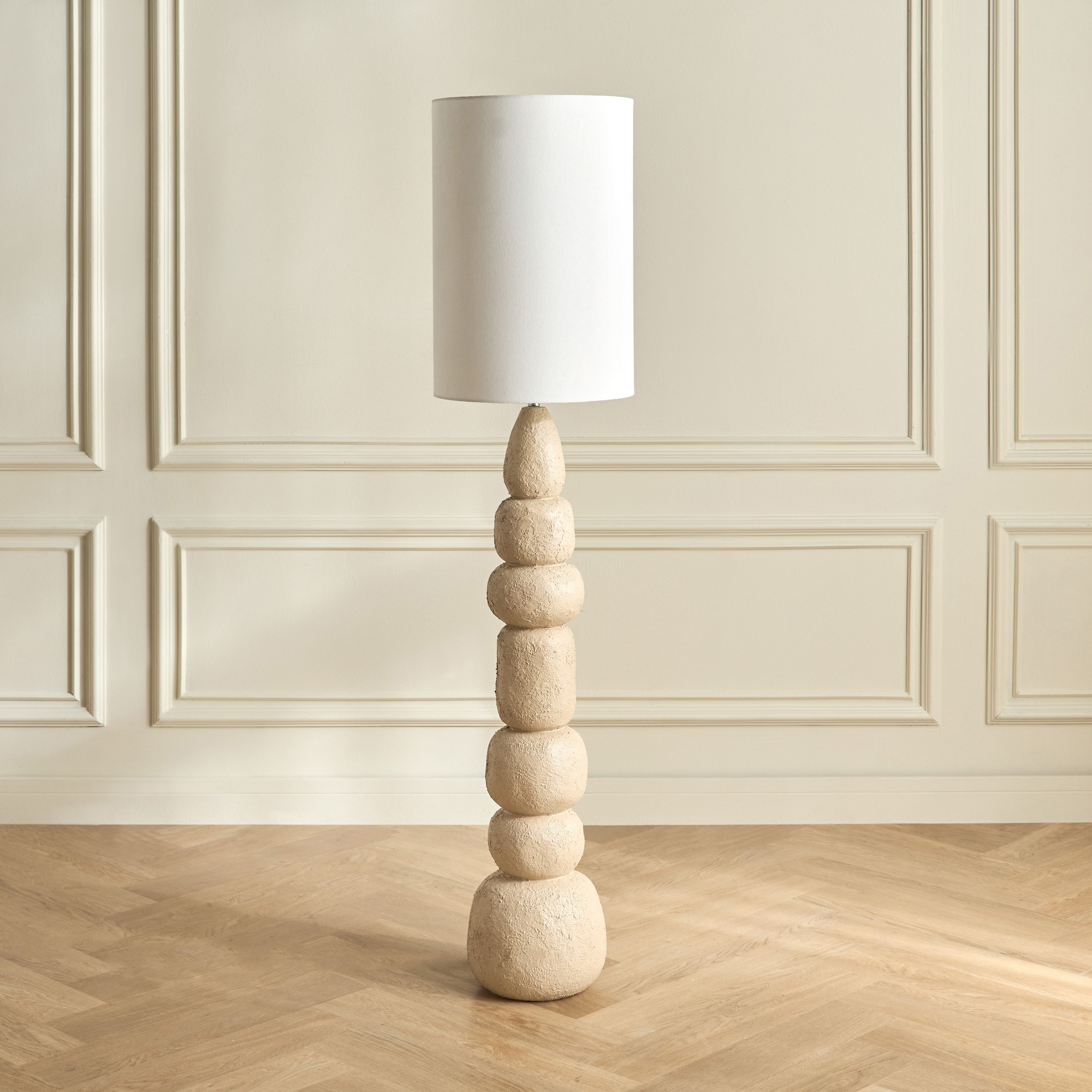 Everest Polyresin Floor Lamp - 150 cm