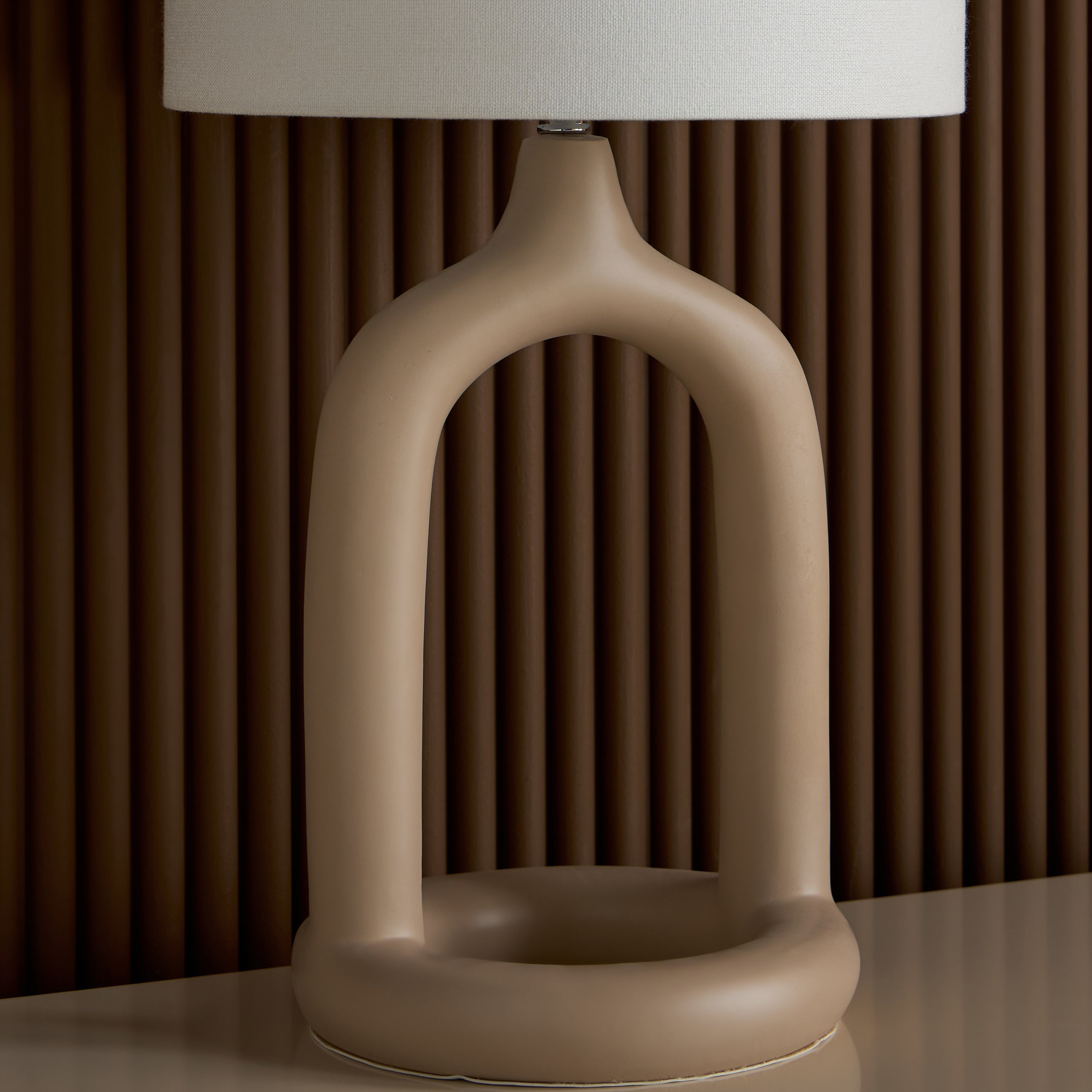 Napa Polyresin Table Lamp - 62 cm-household-lighting-tableanddesklamps-image-3