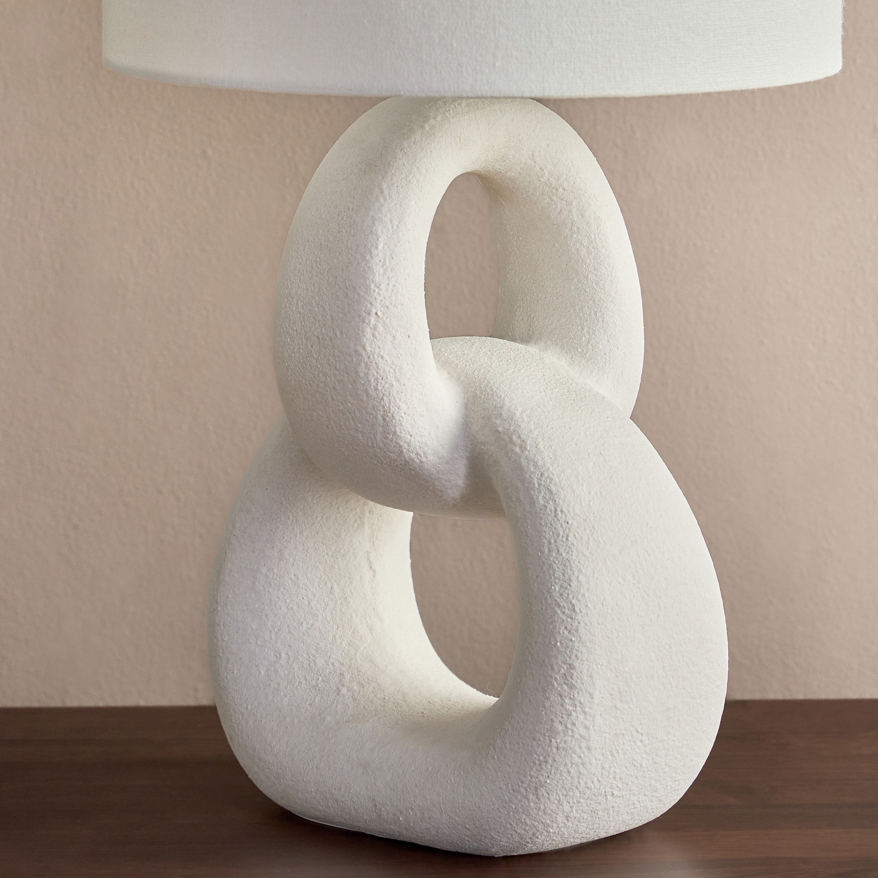Reese Ceramic Table Lamp - 59 cm-household-lighting-tableanddesklamps-image-4