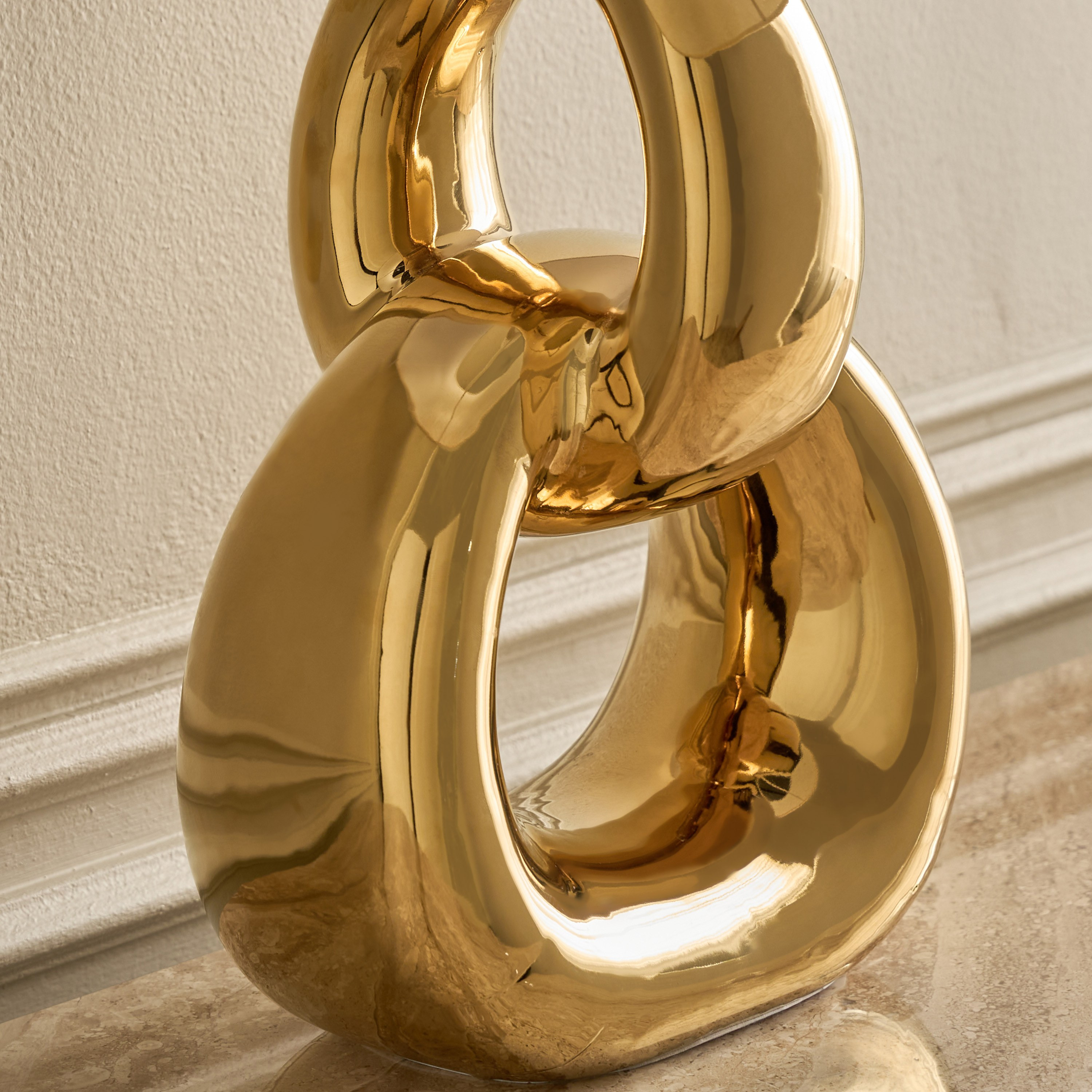 Reese Ceramic Table Lamp - 59 cm-household-lighting-tableanddesklamps-image-4