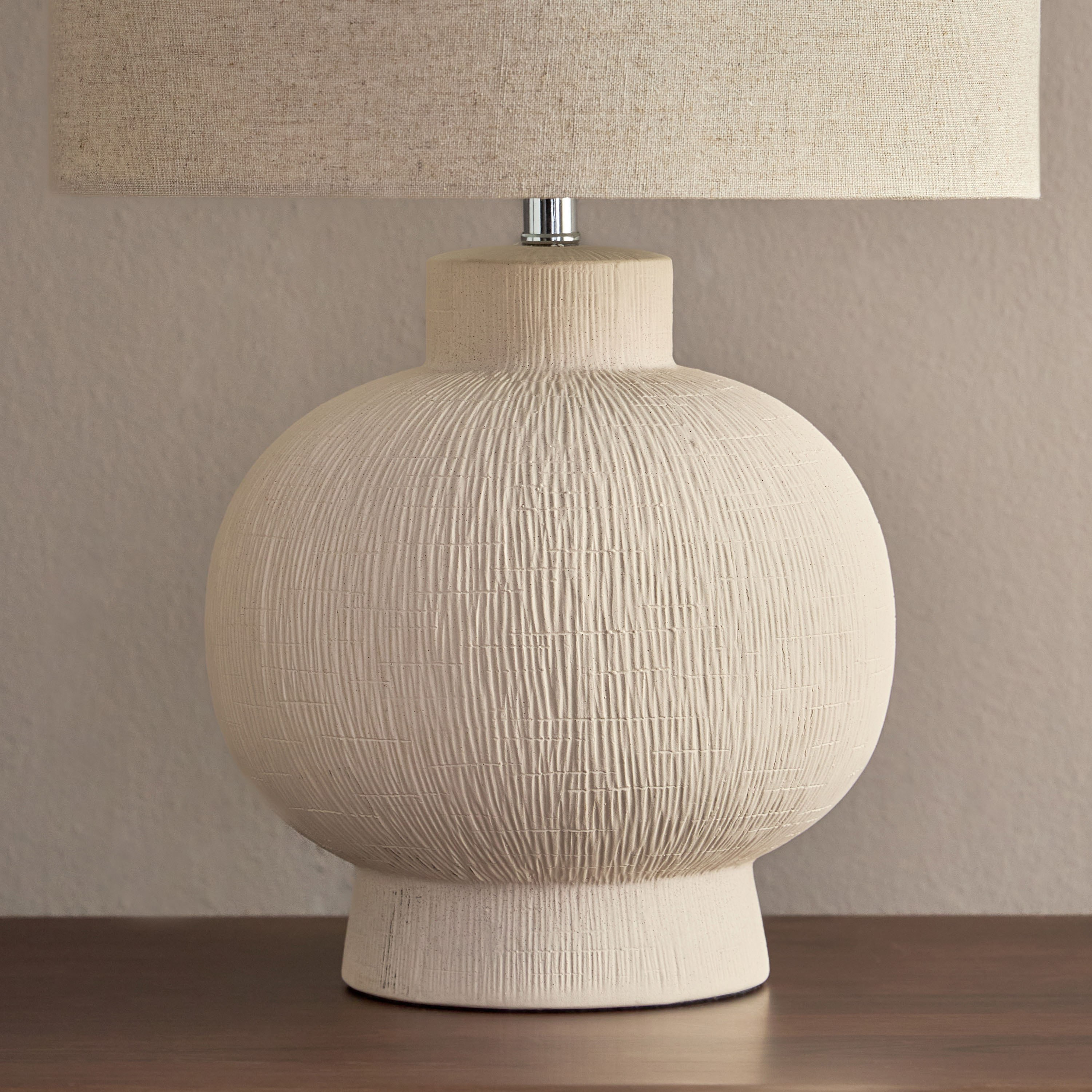 Huggon Ceramic Table Lamp - 54 cm-household-lighting-tableanddesklamps-image-4