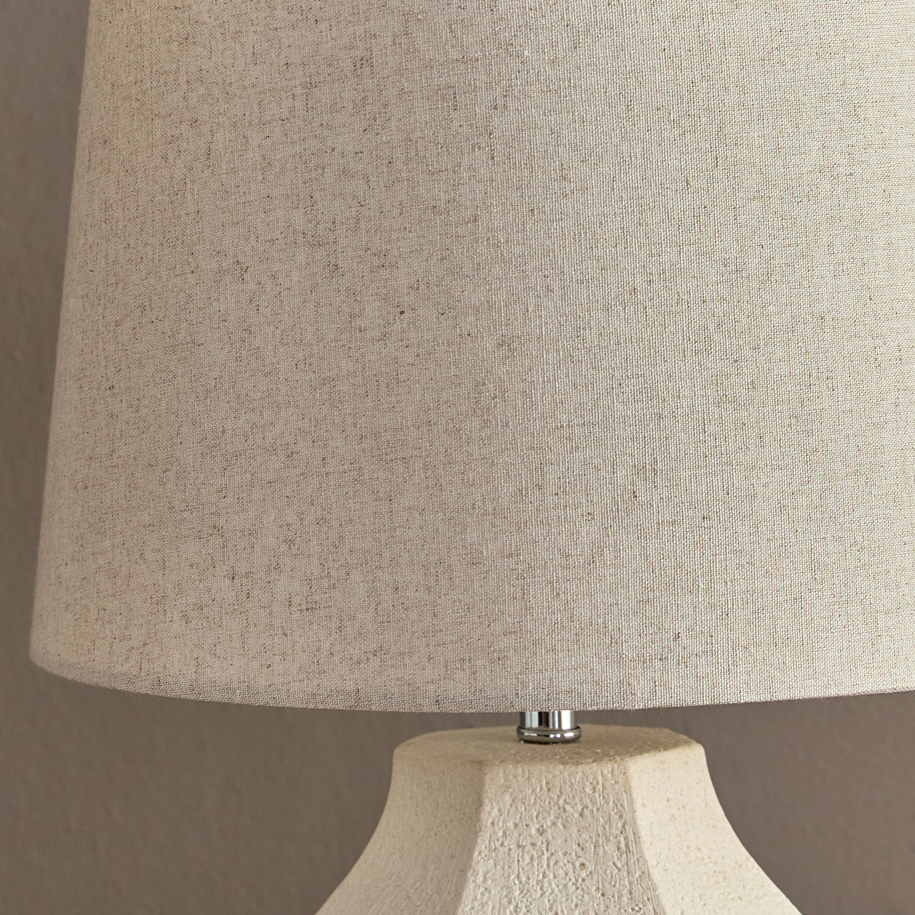 Asuni Ceramic Table Lamp - 53 cm-household-lighting-tableanddesklamps-image-3