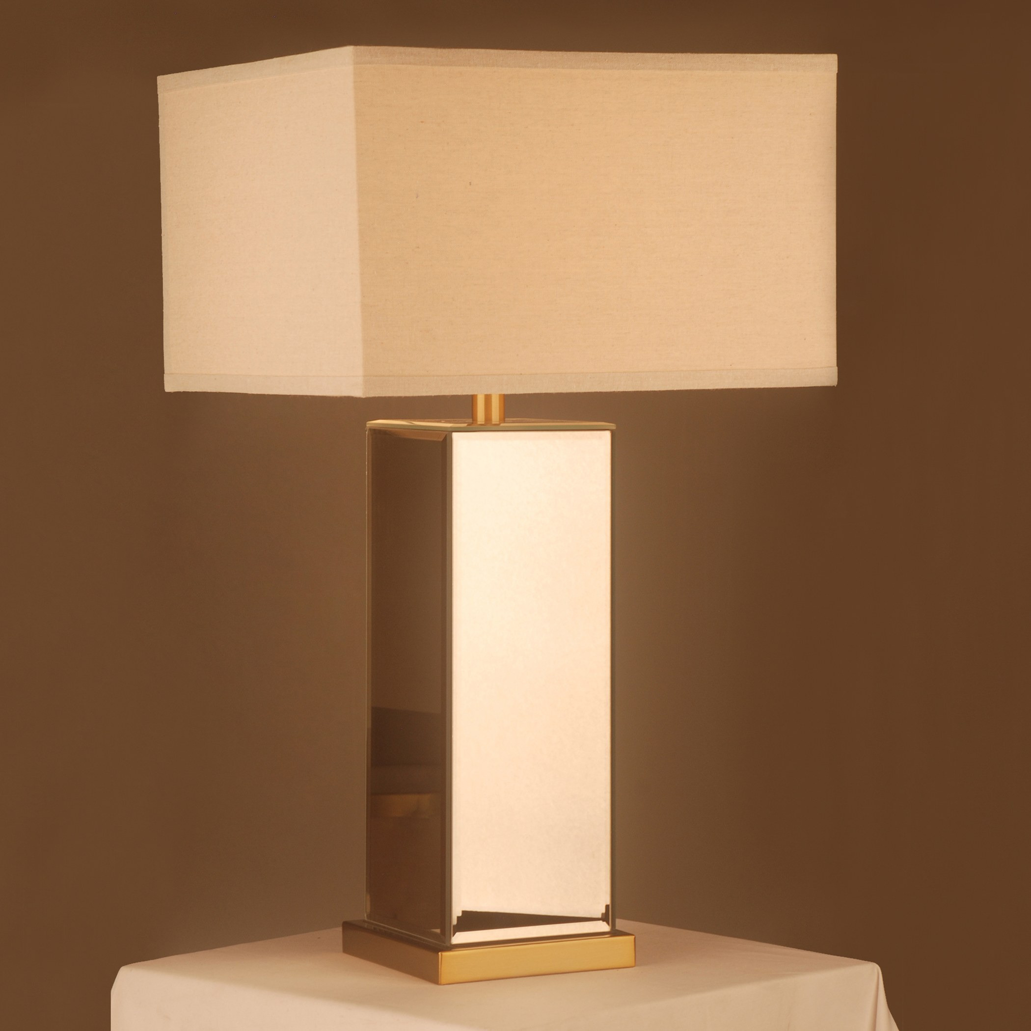 مصباح طاولة زجاج - كوين- 69 سم-household-lighting-tableanddesklamps-image-2