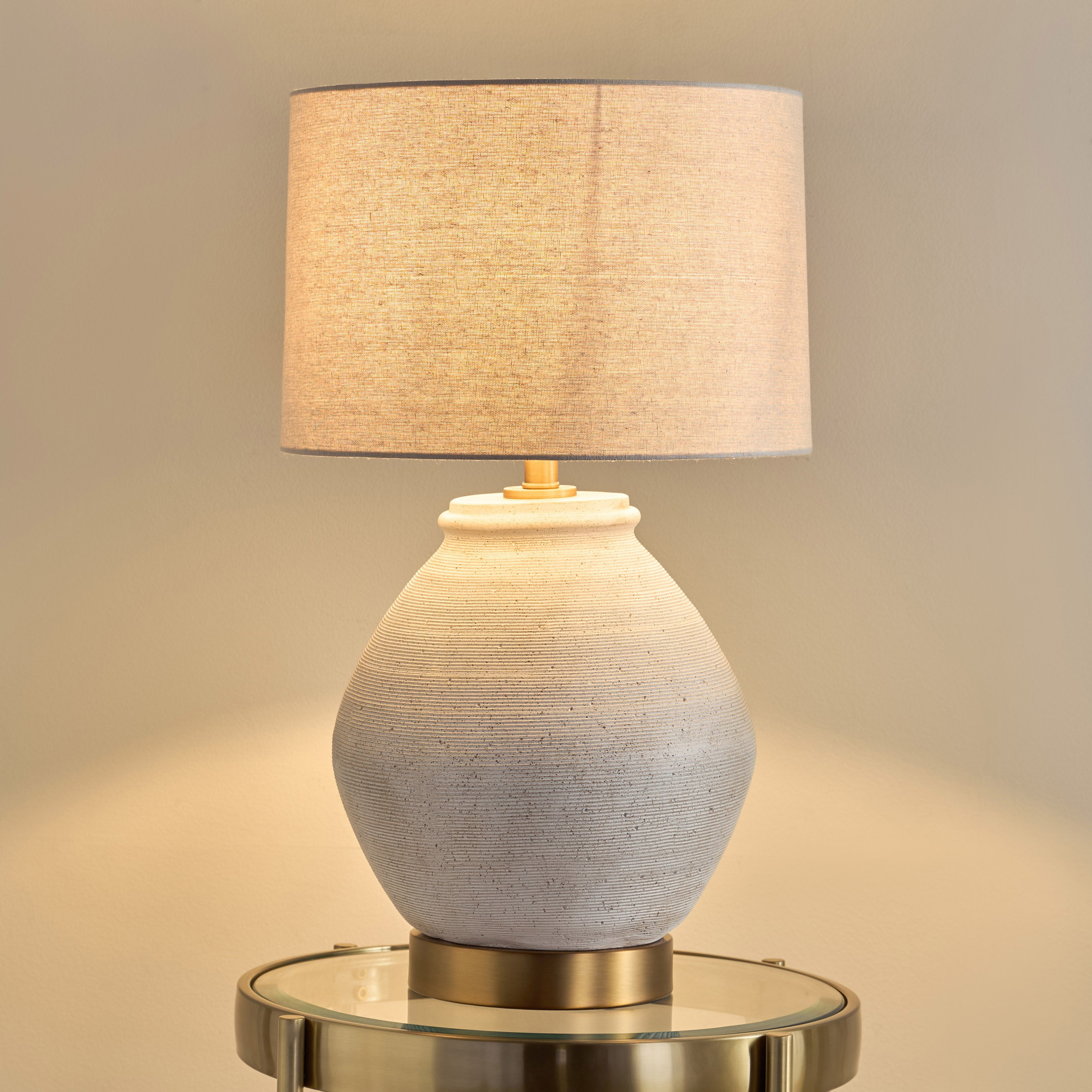 Effie Ceramic Table Lamp - 68 cm-household-lighting-tableanddesklamps-image-2