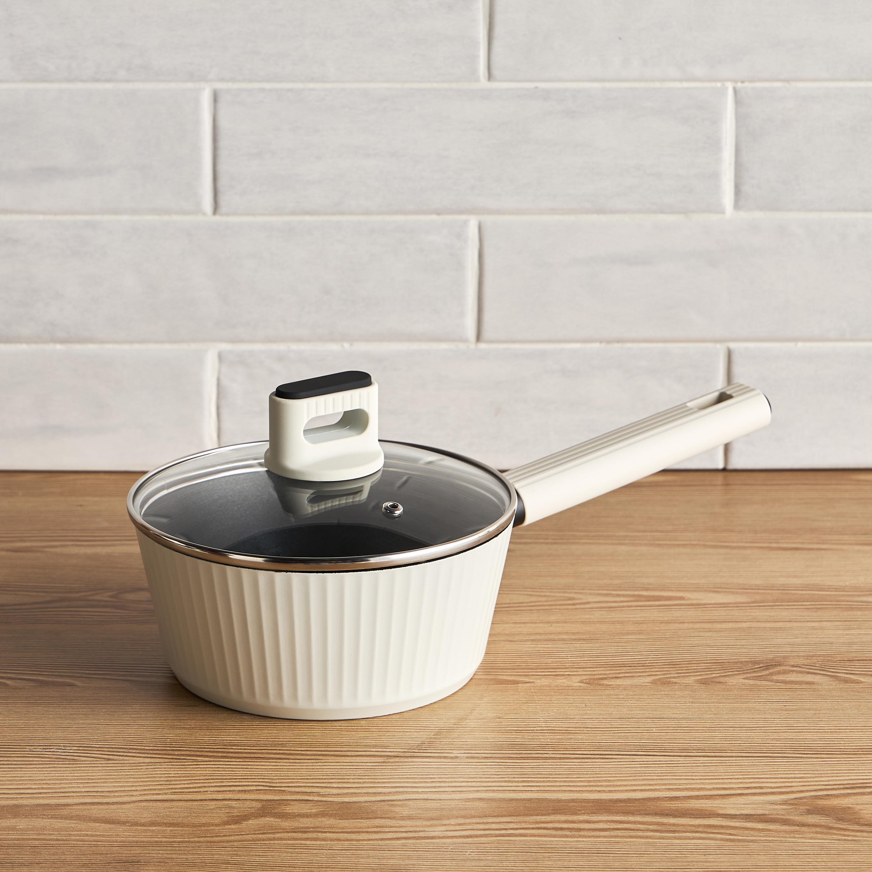 Fazzo Forged Aluminium Sauce Pan - 1.7 L