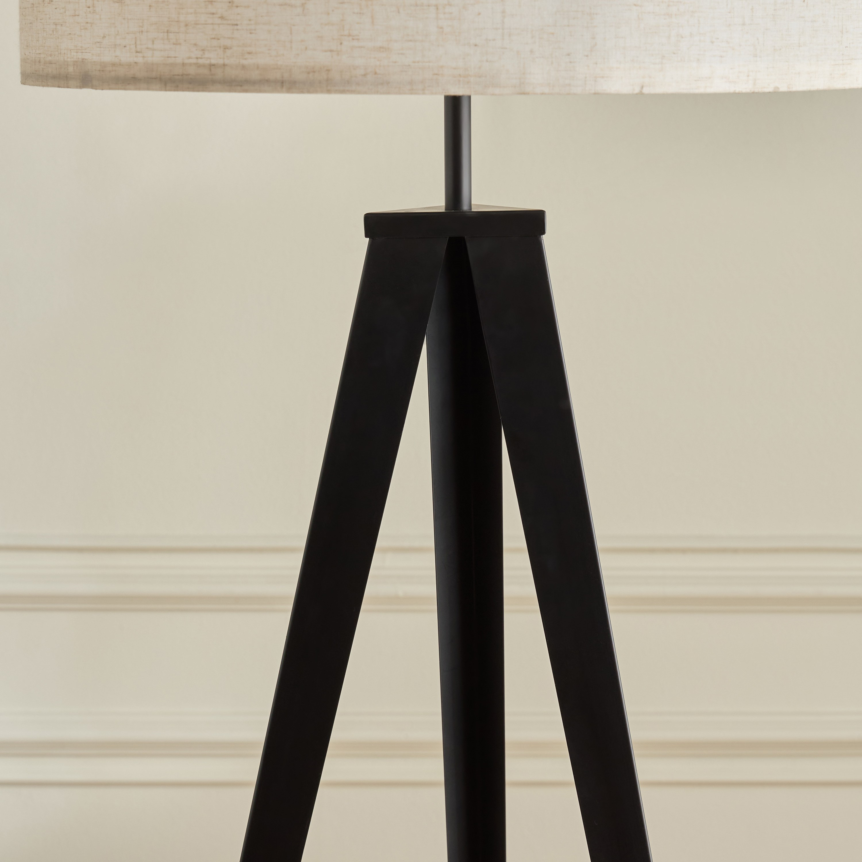 مصباح أرضية معدن ثلاثي القوائم - فالكو-household-lighting-floorlamps-image-4
