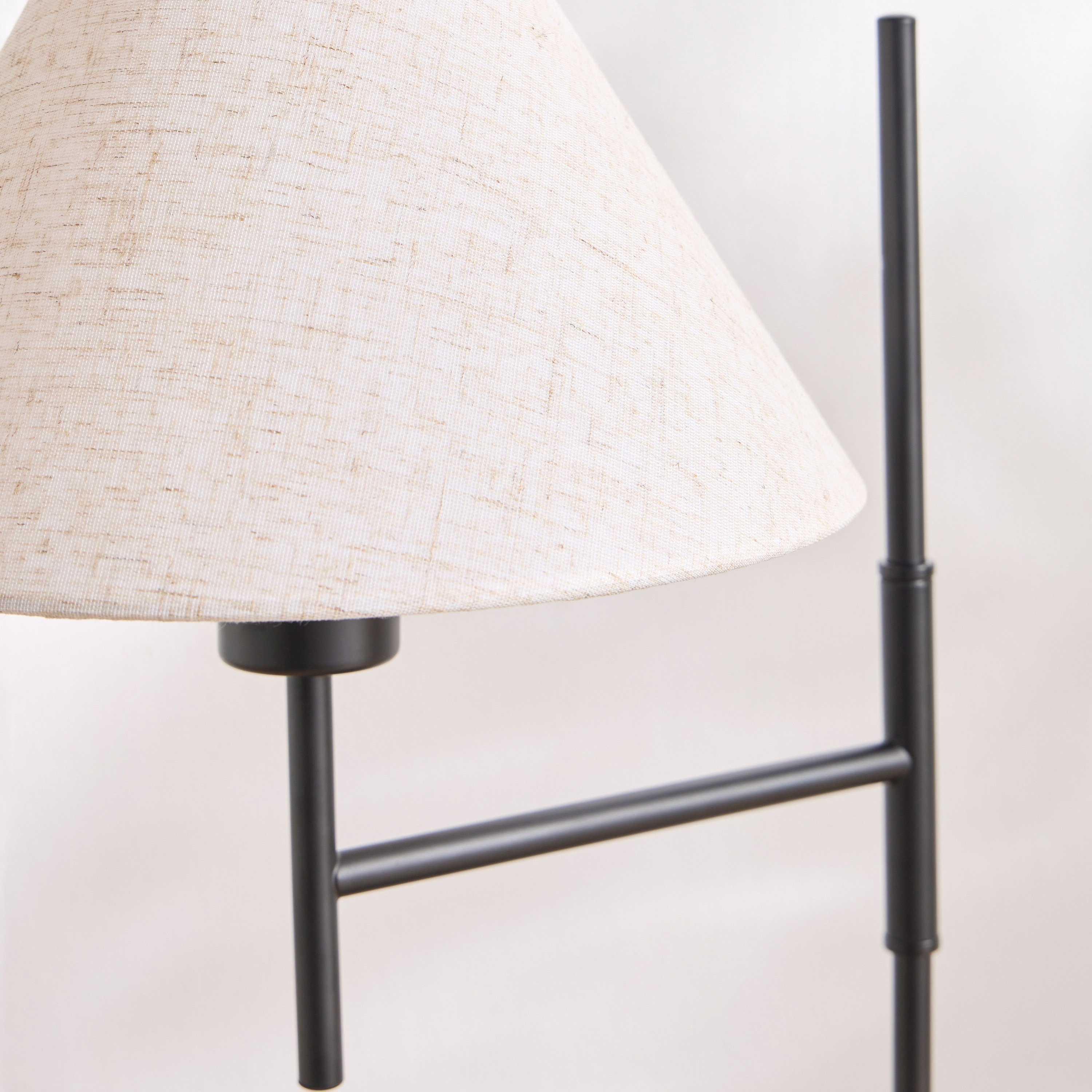 Maura Metal Table Lamp - 55 cm-household-lighting-tableanddesklamps-image-3