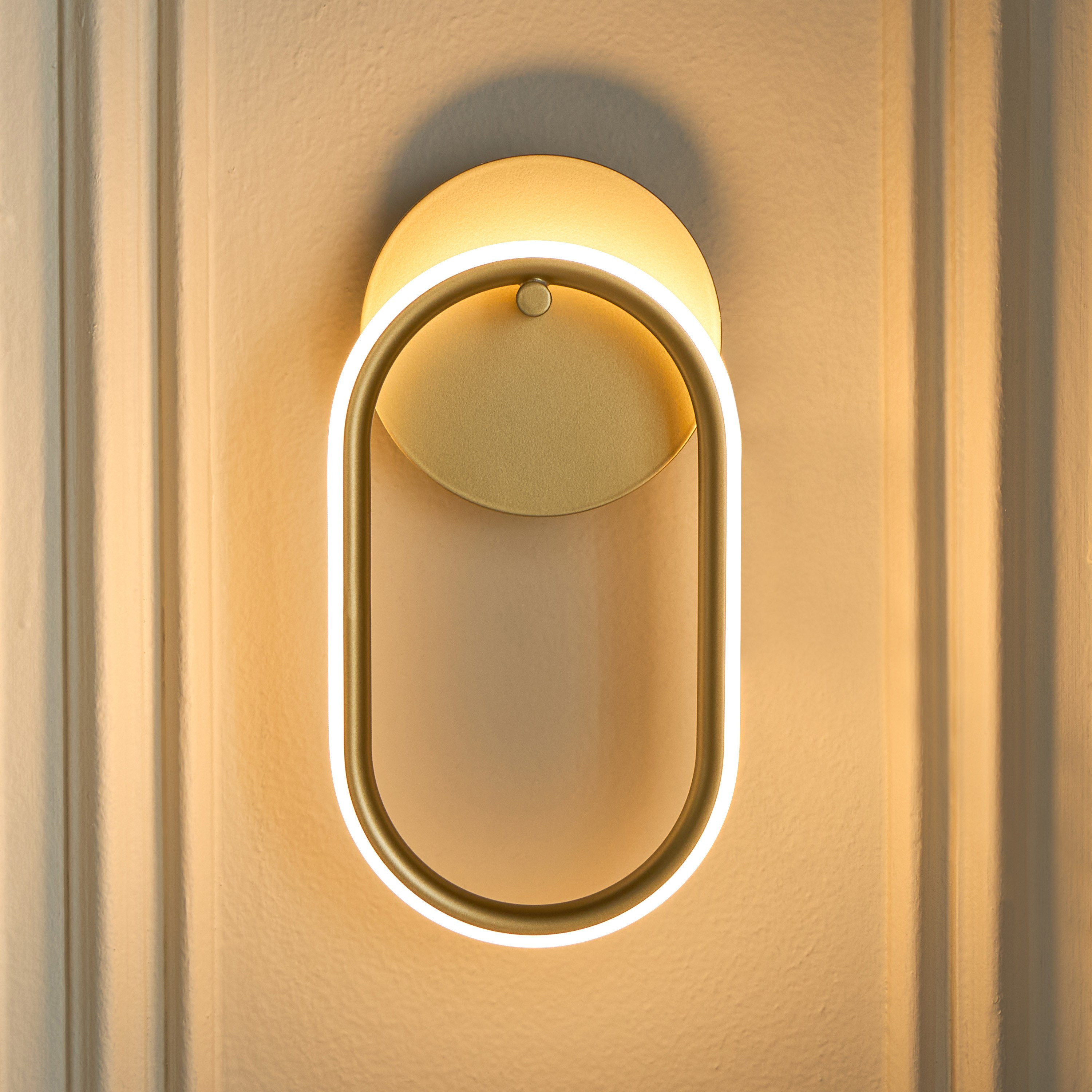 Lyncel Metal LED Wall Lamp-household-lighting-walllamps-image-2