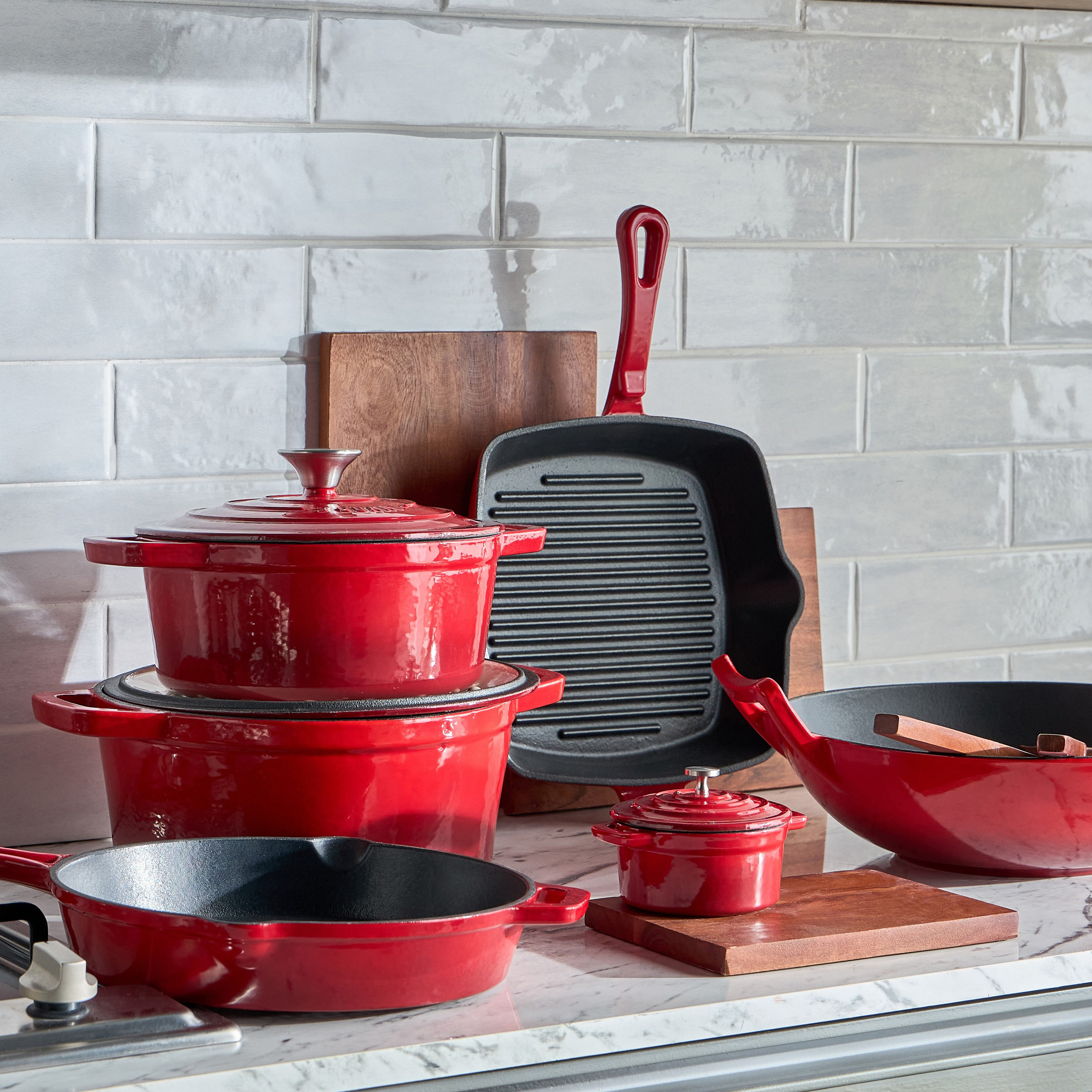 Ellis Cast Iron Casserole - 4.6 L-household-kitchen-cookware-potsandpans-image-3