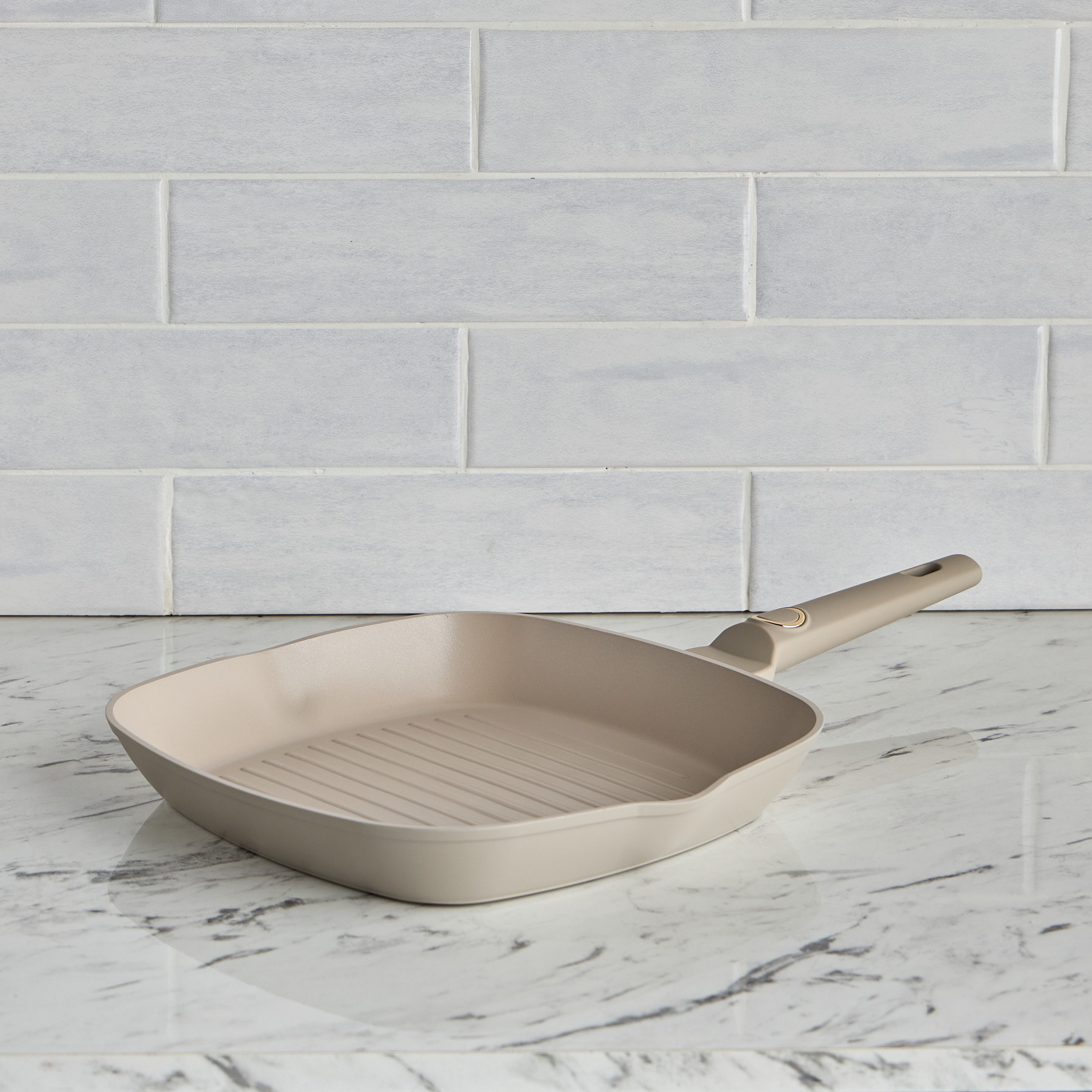 Sarina Forged Aluminum Grill Pan - 2.1 L-household-kitchen-cookware-potsandpans-image-1