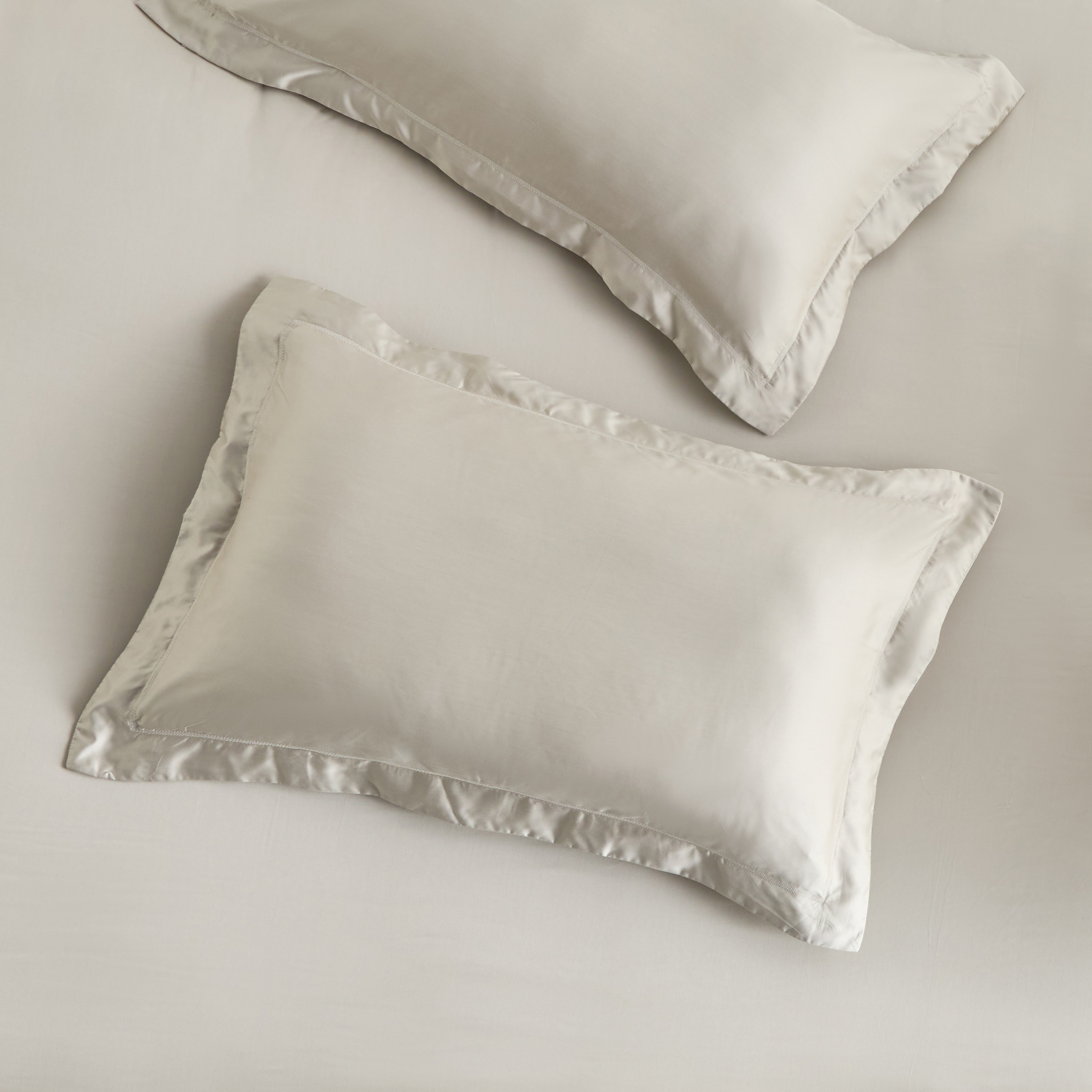 Sterla Tencel Sateen Weave 500 Thread Count 3-Piece Super King Comforter Set - 240x250 cm-household-bedding-comfortersandbedspreads-comforters-image-3