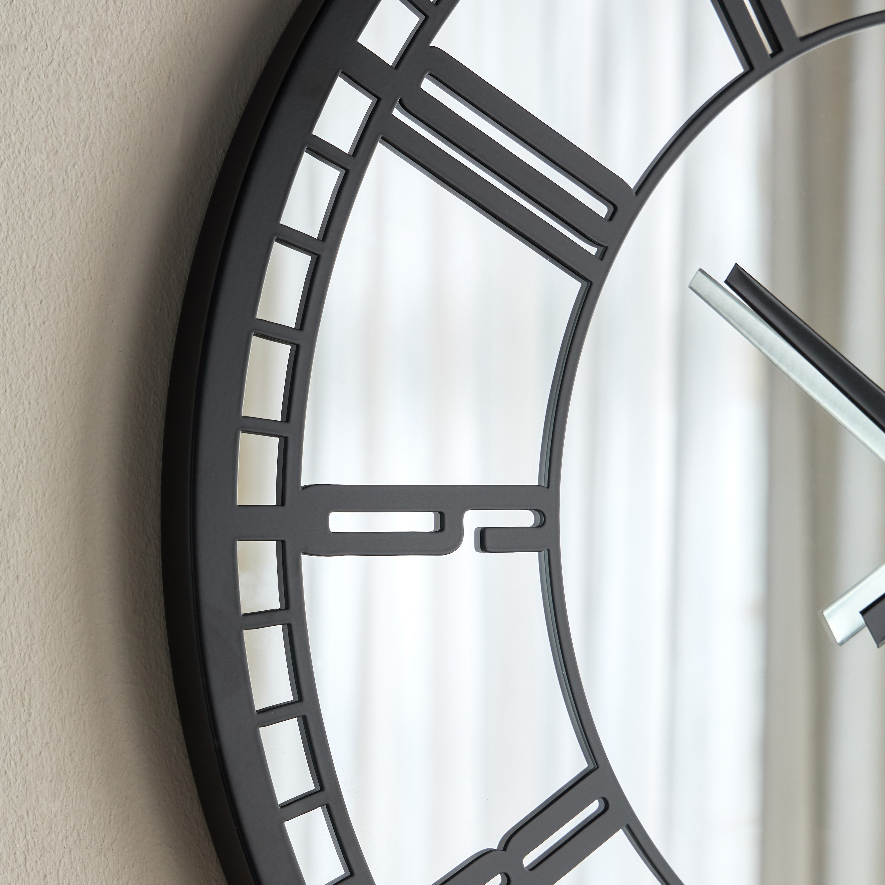 ساعة حائط- نيريا - 60 سم-household-walldecorandmirrors-clocks-image-2