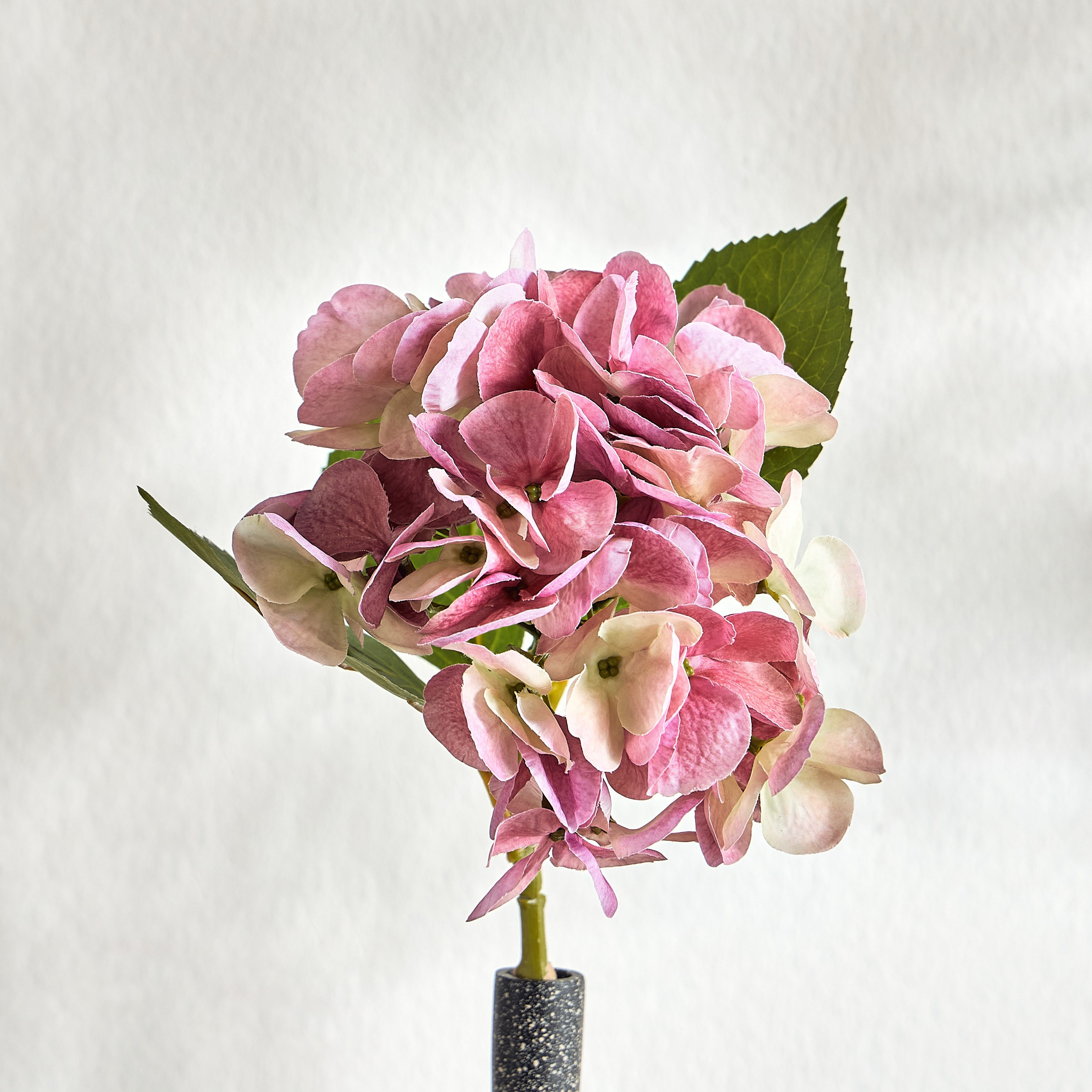 Hydrangia Spray - 46 cm-household-gardenandoutdoor-artificialflowersandplants-stems-image-1
