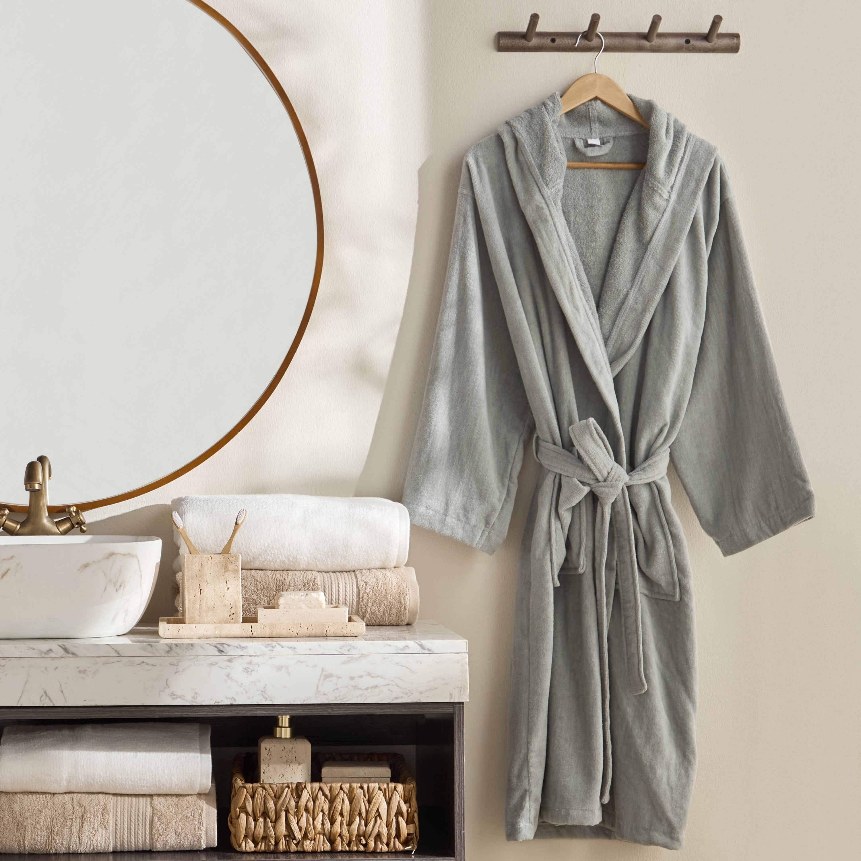 Velour Bathrobe - Large-household-bathandlaundry-bathlinen-bathrobesandslippers-bathrobes-image-4