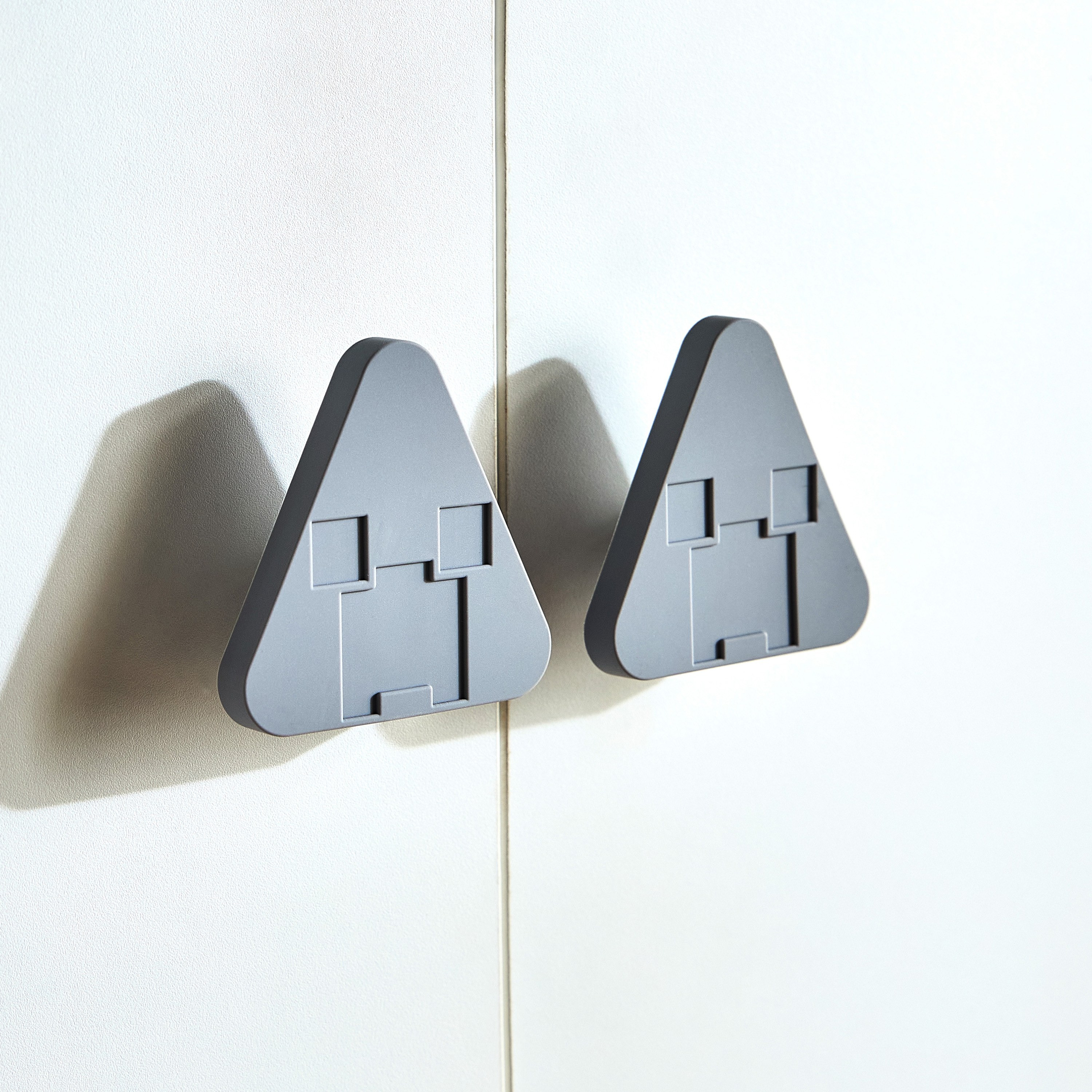 Julius 3-Door Wardrobe-babyandkids-roomfurniture-wardrobes-image-7