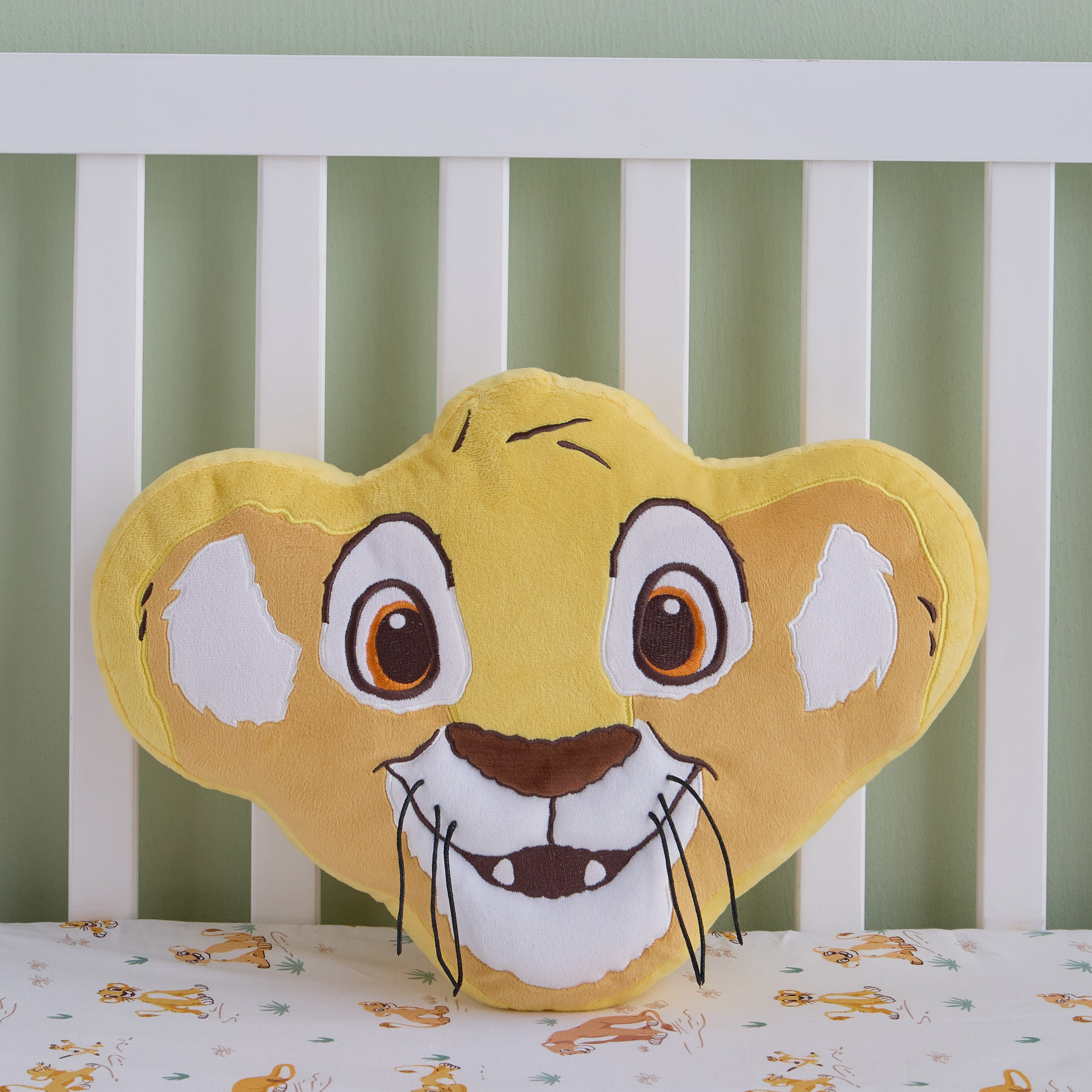 وسادة على شكل الأسد الملك - ديزني - 27×40 سم-babyandkids-beddingandwindows-bedding-filledcushionsandcovers-image-1