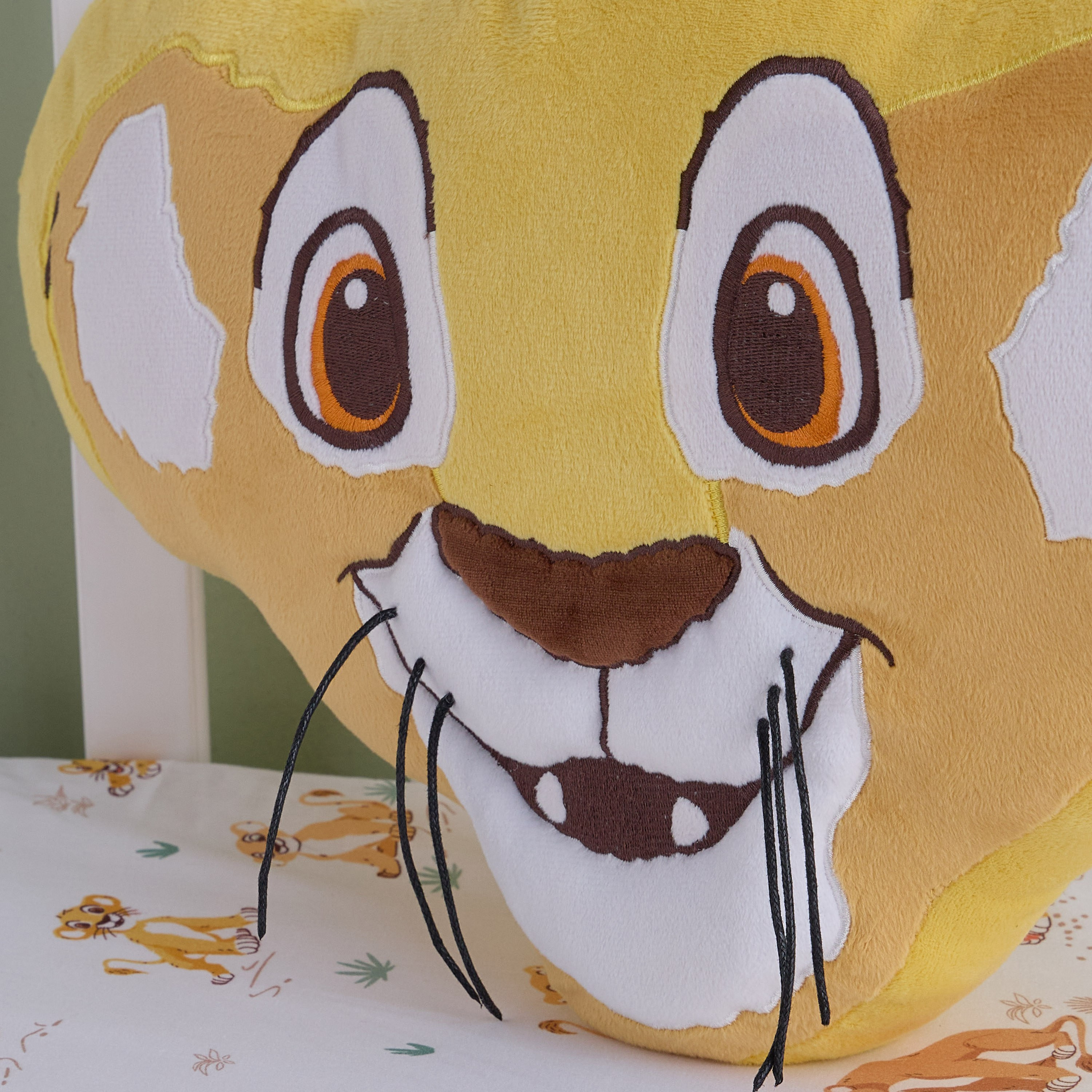 وسادة على شكل الأسد الملك - ديزني - 27×40 سم-babyandkids-beddingandwindows-bedding-filledcushionsandcovers-image-2