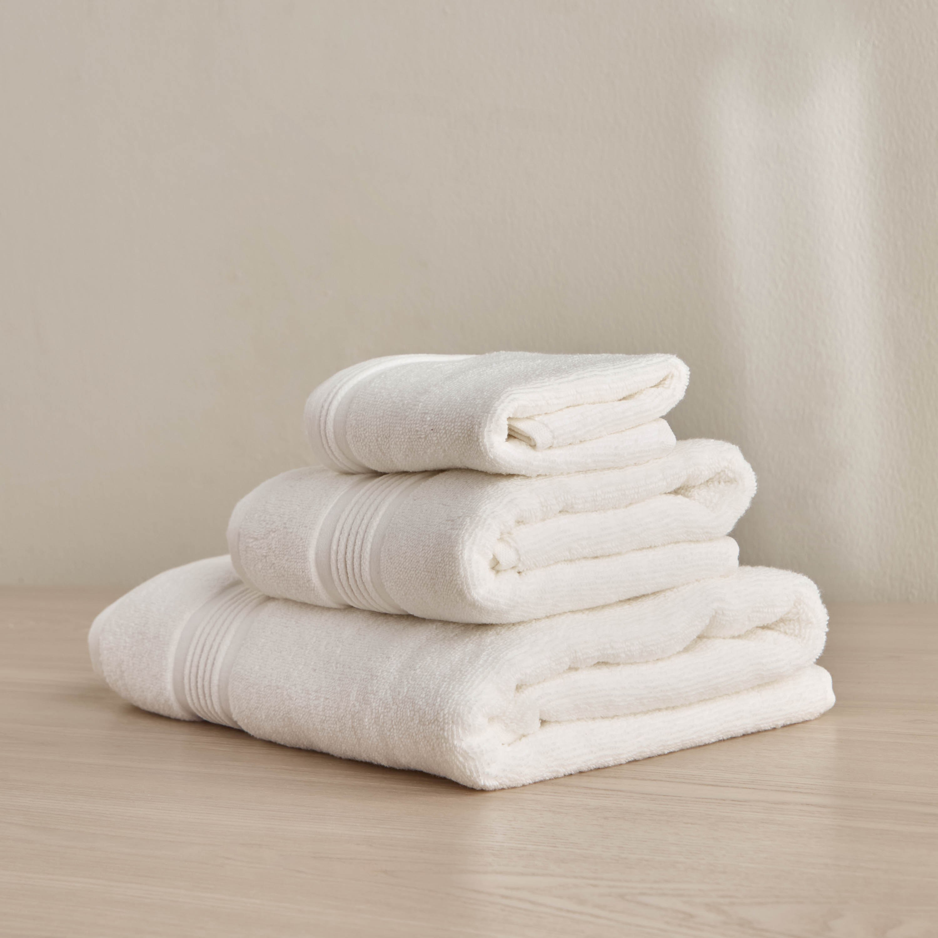 Tranquil 450 GSM Portuguese Cotton Bath Towel - 70x140 cm-household-bathandlaundry-bathlinen-towels-image-5
