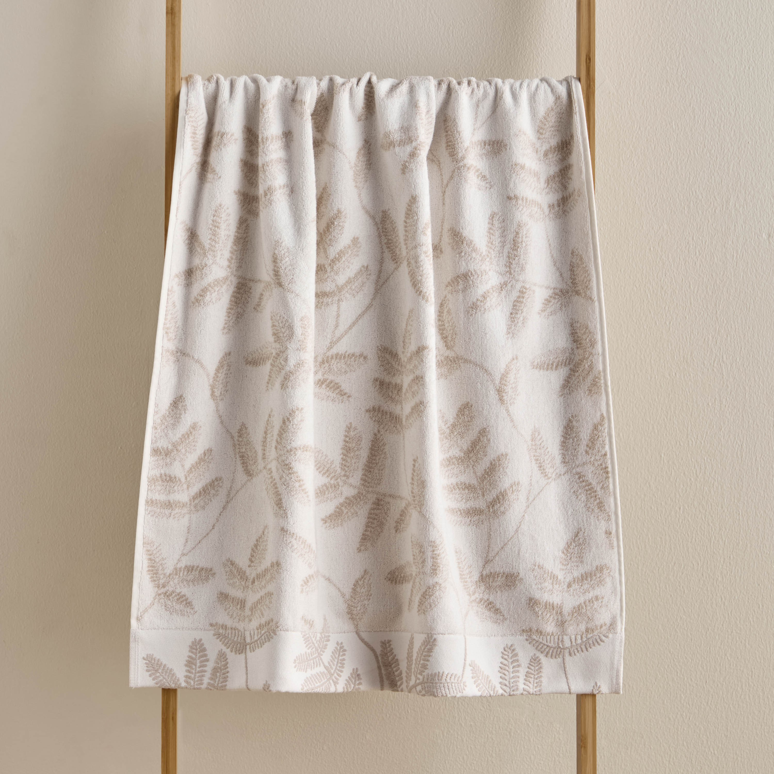 Oasis Breeze 550 GSM Portuguese Cotton Bath Towel - 70x140 cm-household-bathandlaundry-bathlinen-towels-image-2