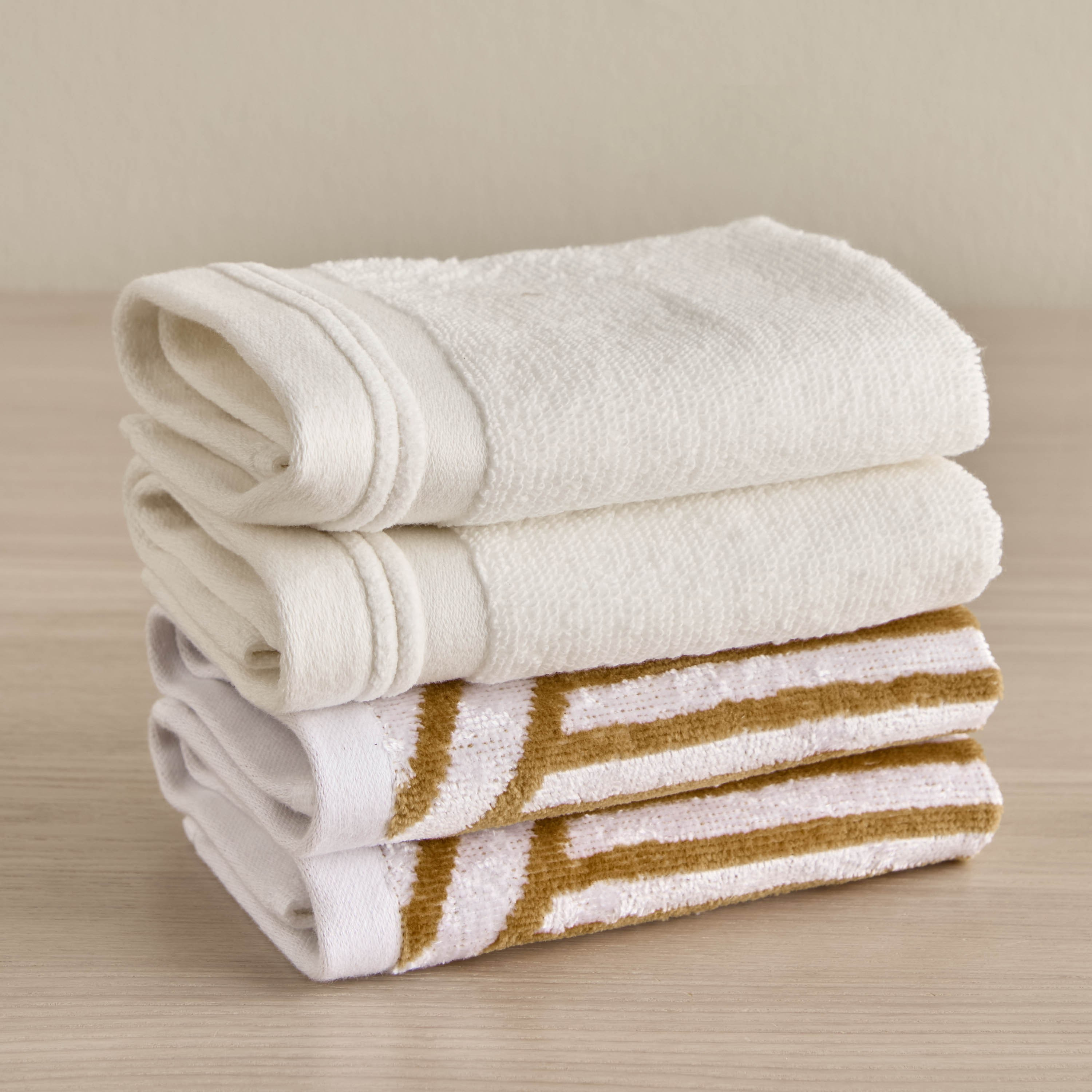 Tranquil 4-Piece 550 GSM Portuguese Cotton Finger Tip Towel Set - 30x30 cm-household-bathandlaundry-bathlinen-towels-image-1