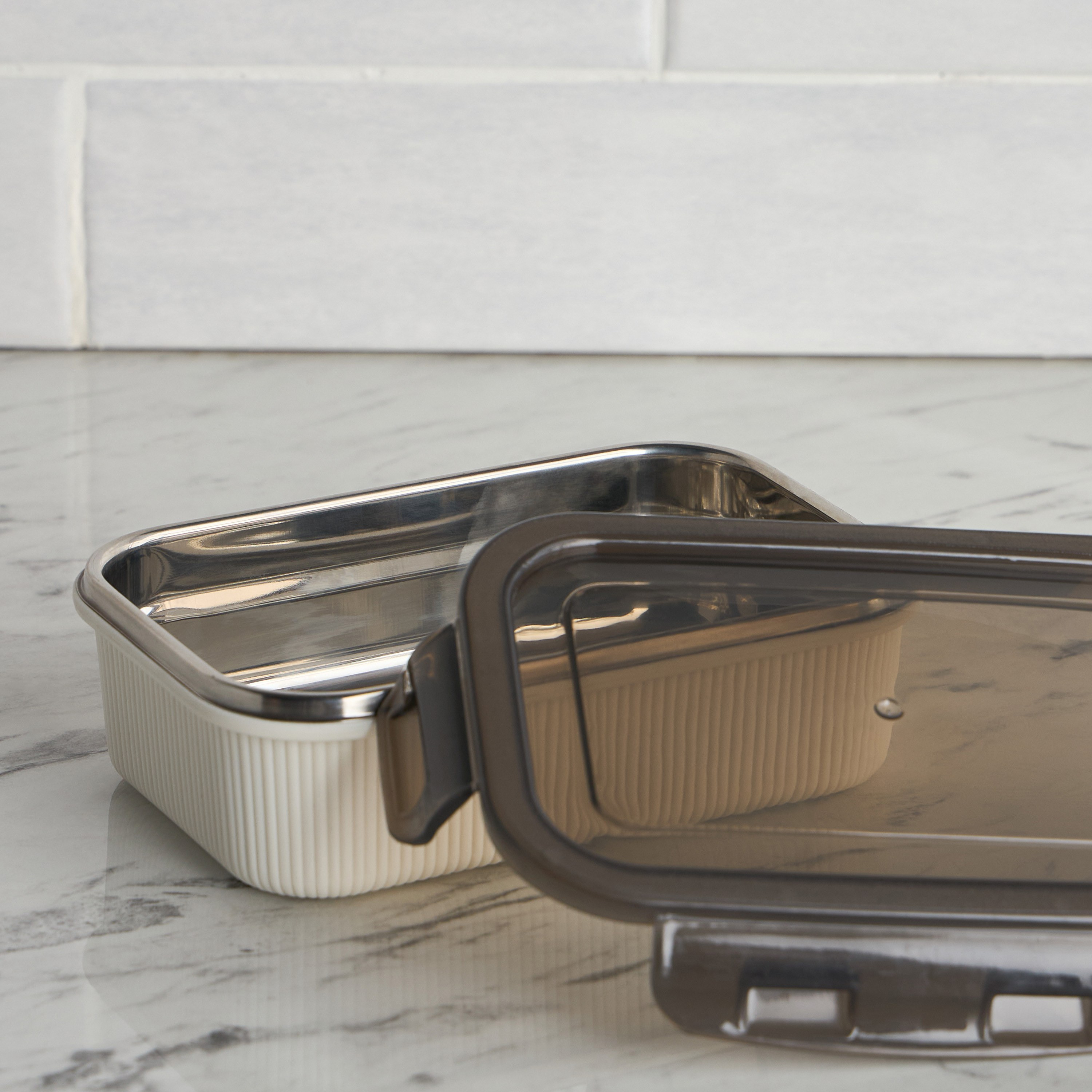 Fazzo Food Container - 600 ml-household-kitchen-foodstorage-containers-image-2