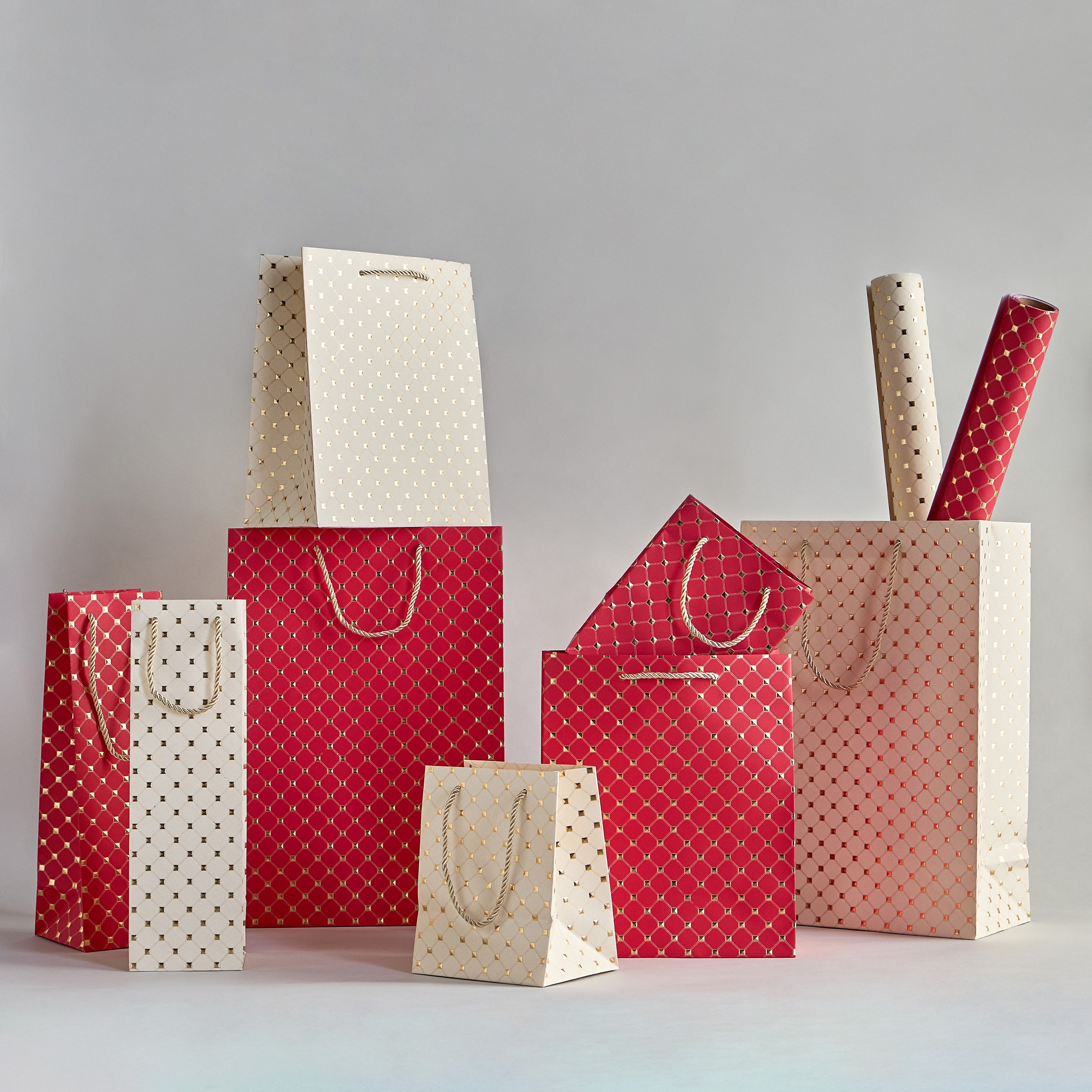 شنطة هدايا ورق - مالوري -  25x13x30 سم-household-giftingaccessories-accessories-image-3