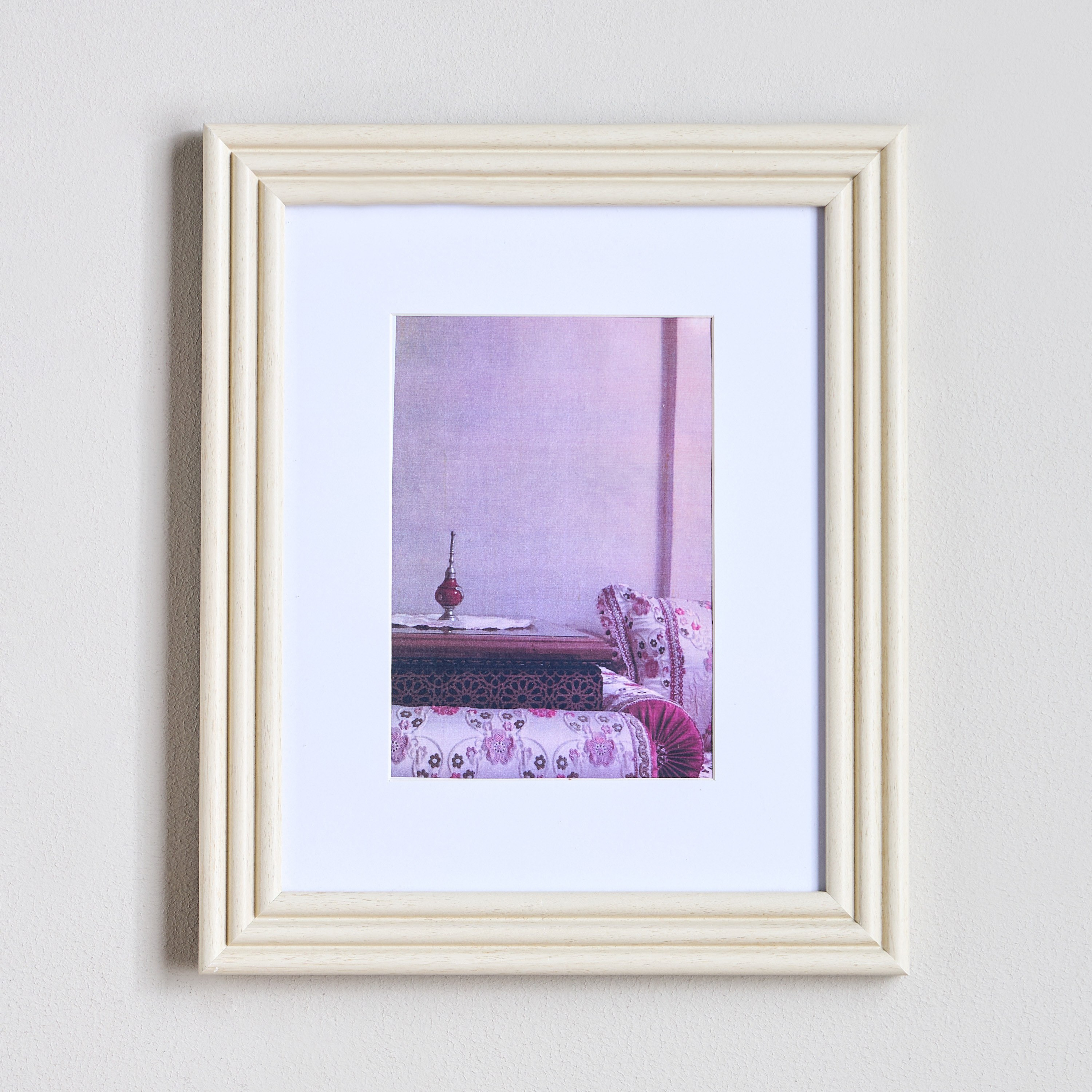 Olivia Matted Photo Frame - 26x20 cm-household-walldecorandmirrors-photoframes-image-3