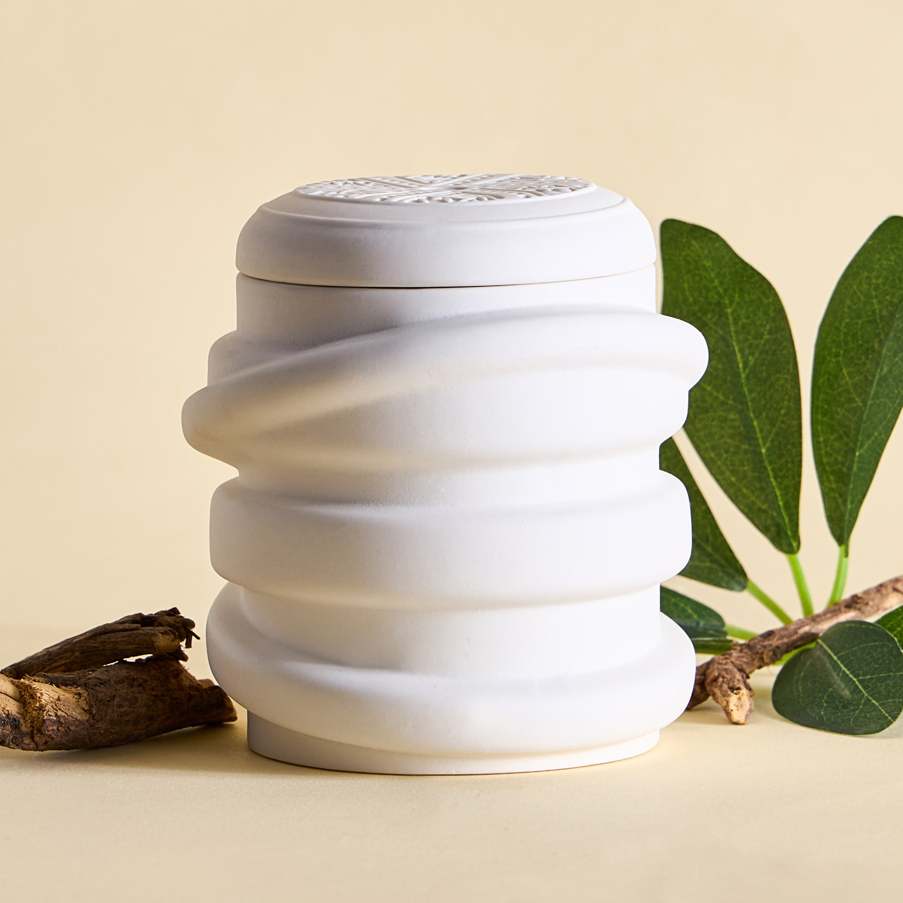 Augustan White Wood Scented Jar Candle - 34 h-household-homefragrance-candles-image-1