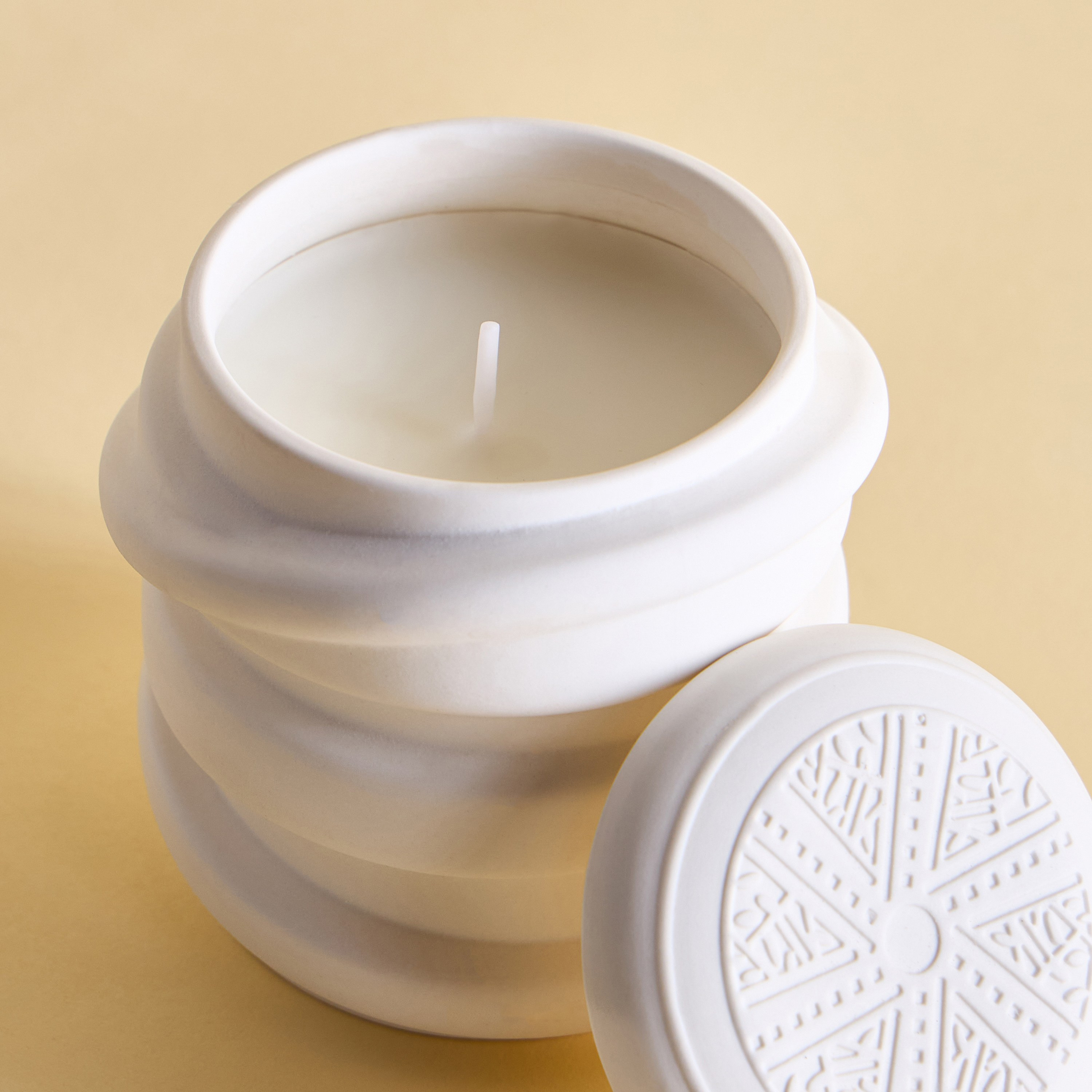 Augustan White Wood Scented Jar Candle - 34 h-household-homefragrance-candles-image-3